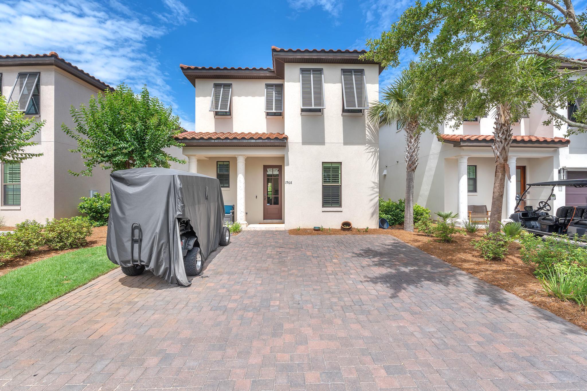 VILLA LAGO - Residential Lease