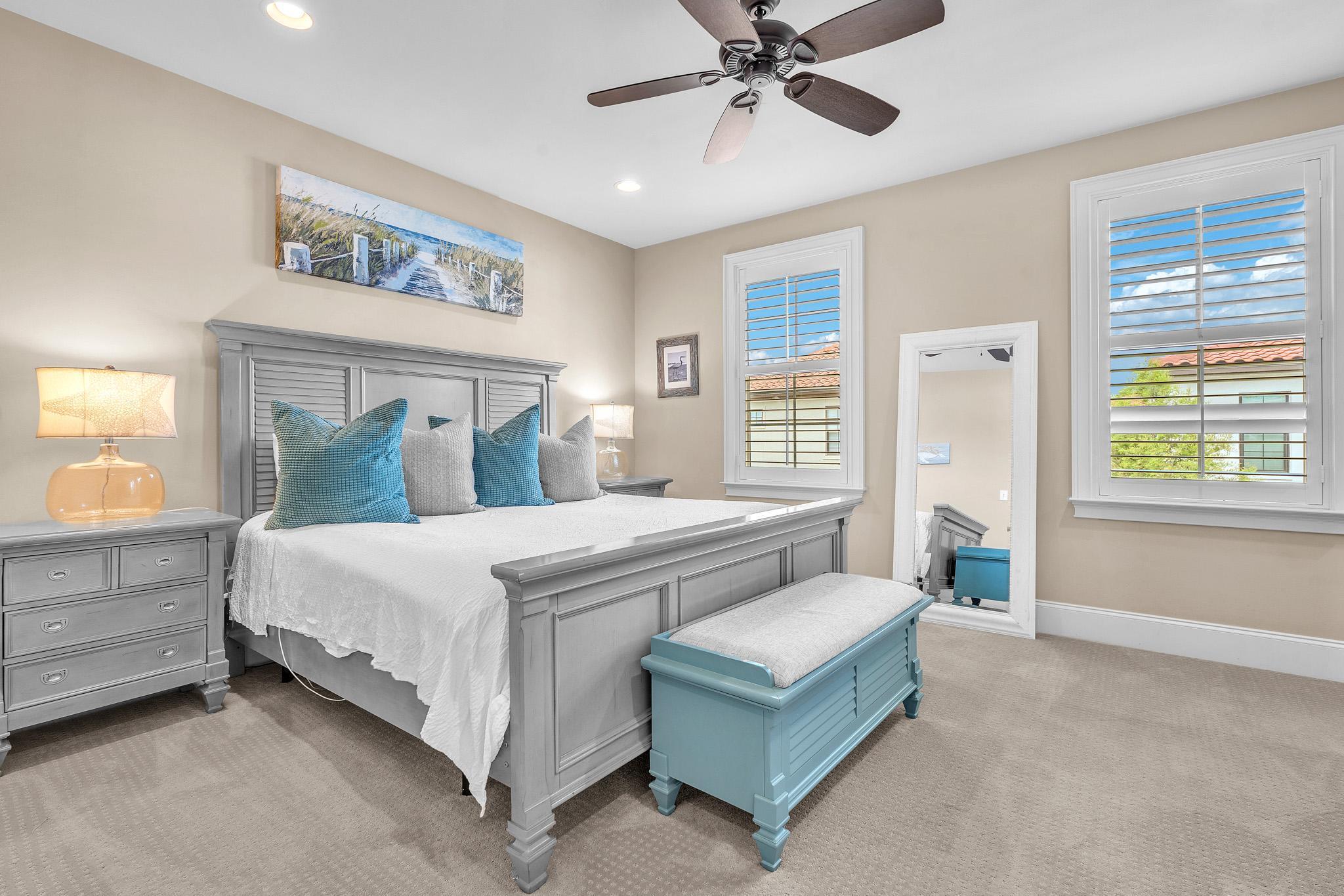 VILLA LAGO - Residential Lease