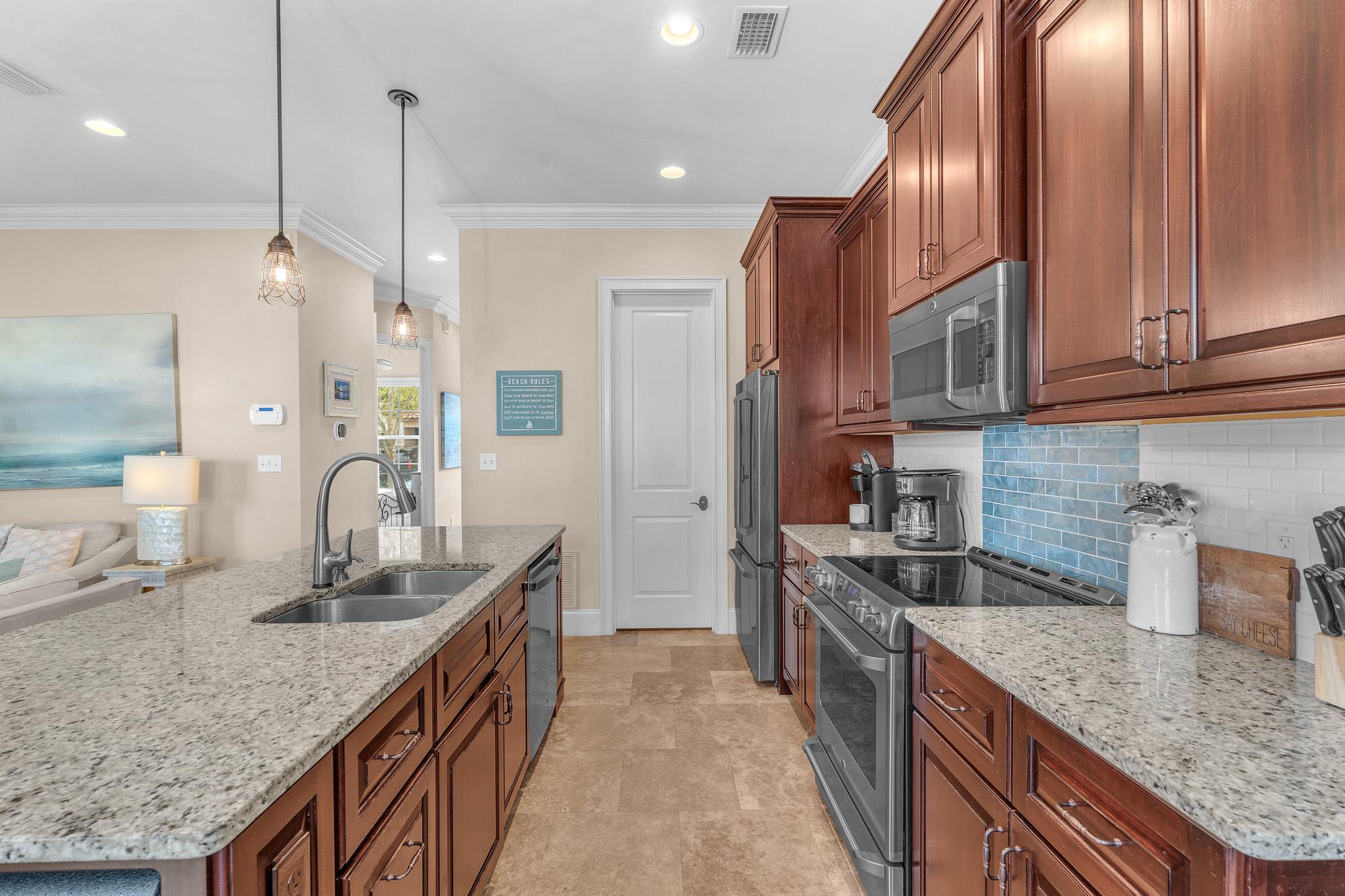 VILLA LAGO - Residential Lease