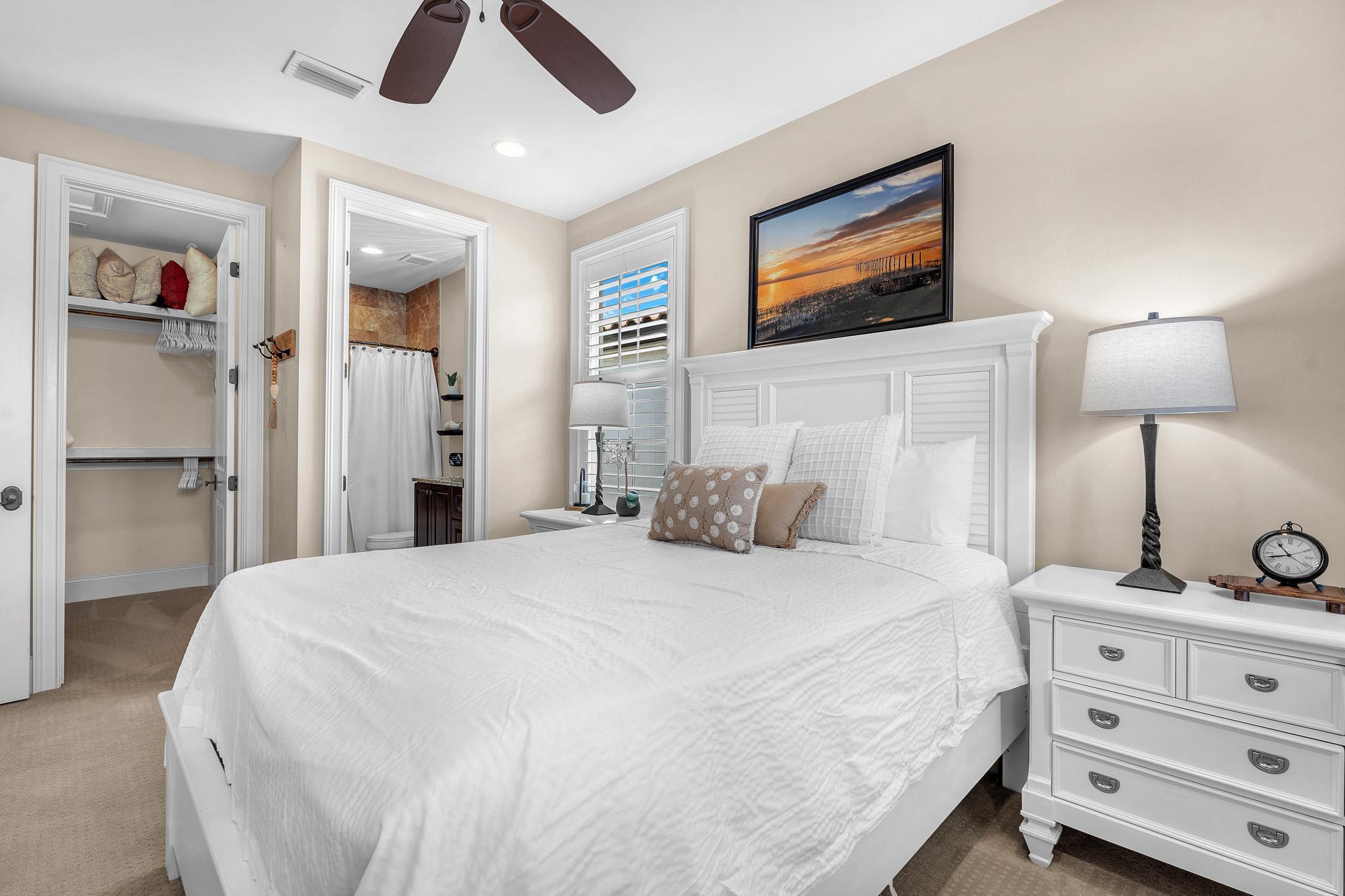 VILLA LAGO - Residential Lease