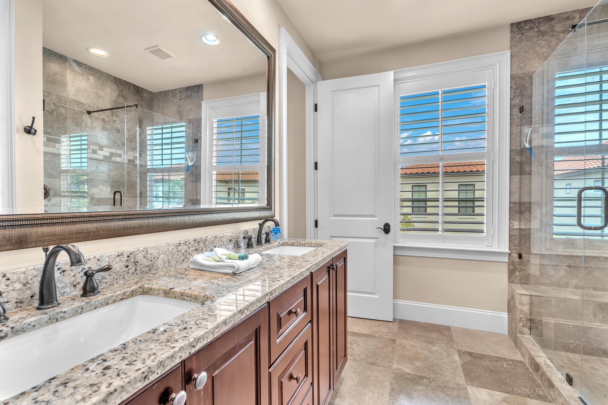 VILLA LAGO - Residential Lease