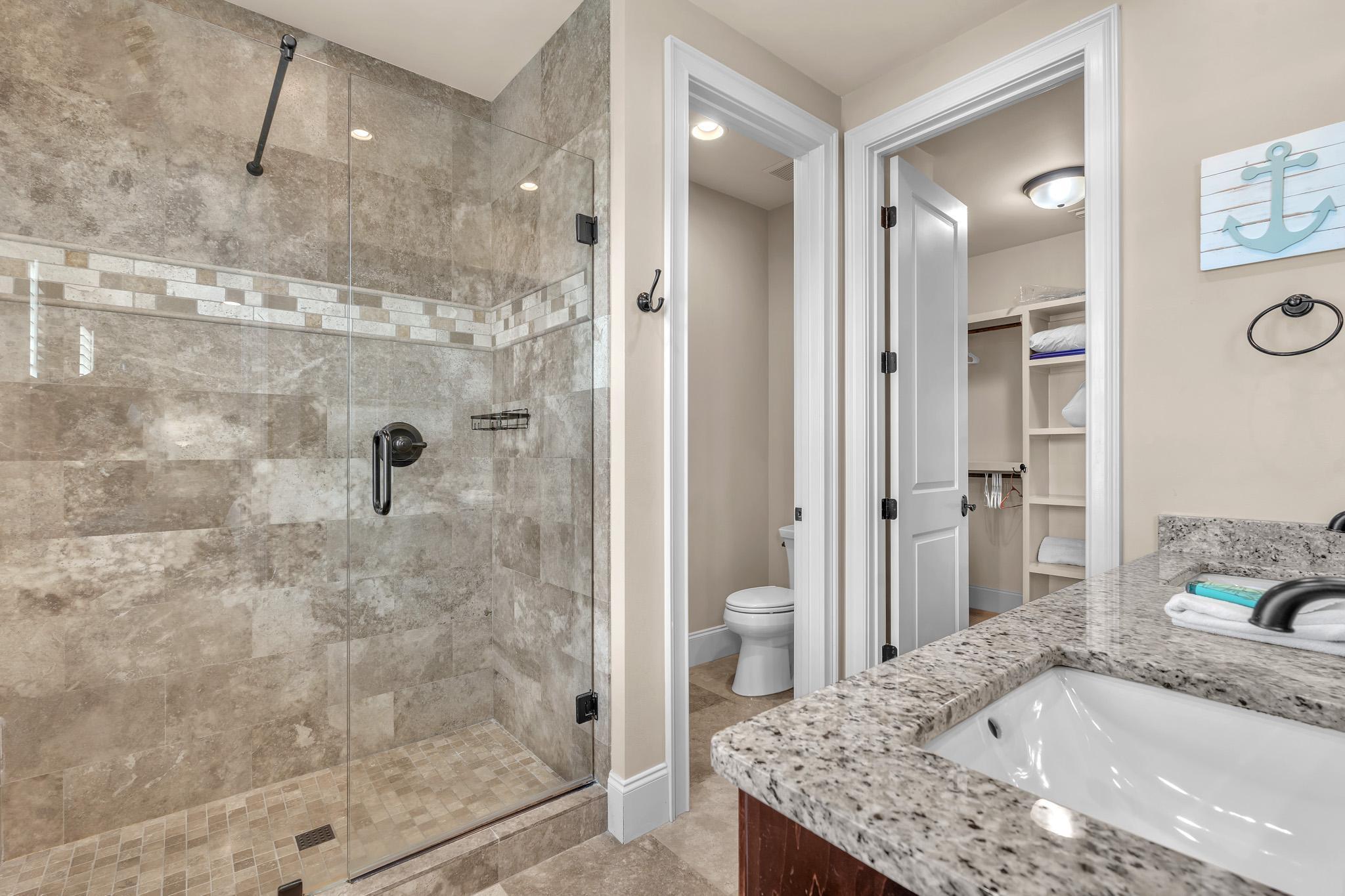 VILLA LAGO - Residential Lease