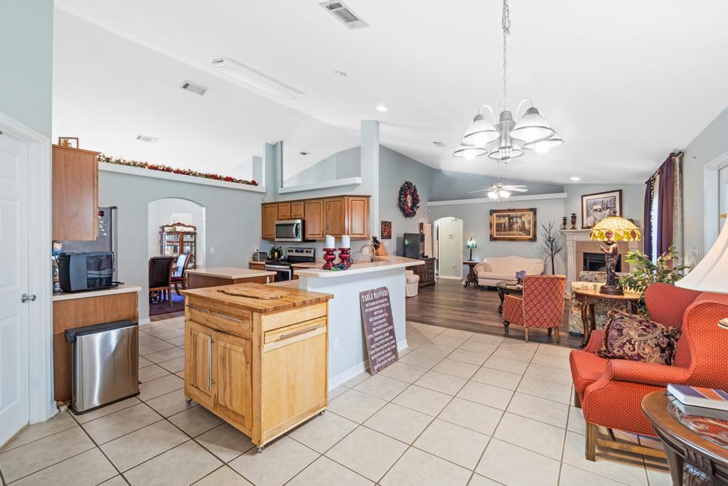 HOLLEY BY THE SEA - Residential