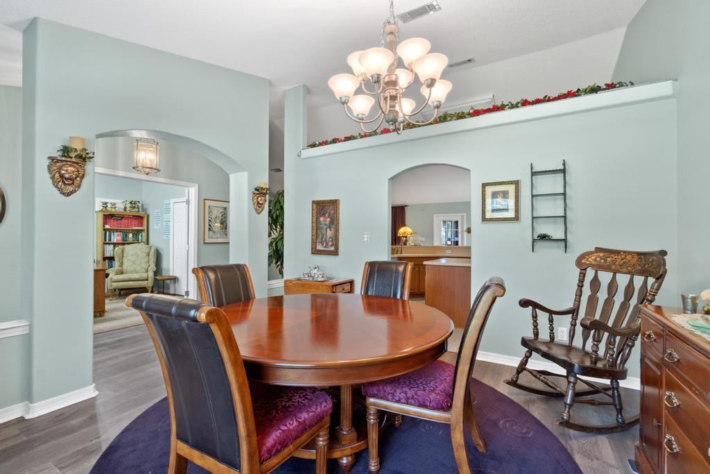 HOLLEY BY THE SEA - Residential