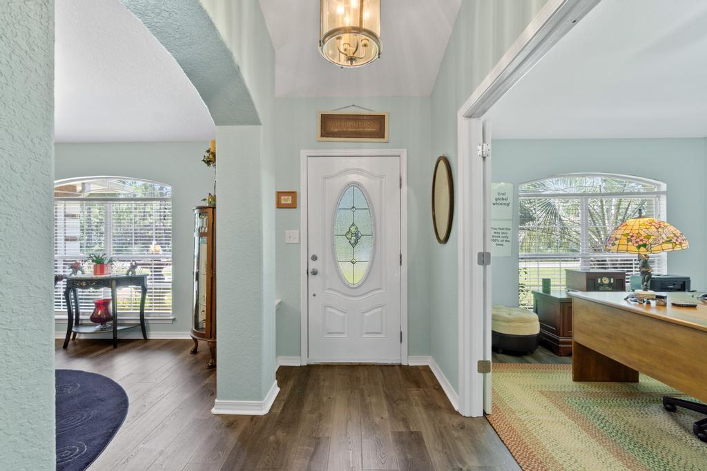 HOLLEY BY THE SEA - Residential