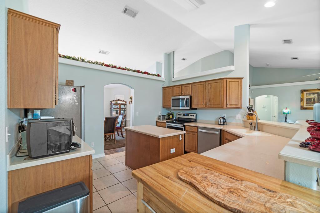 HOLLEY BY THE SEA - Residential