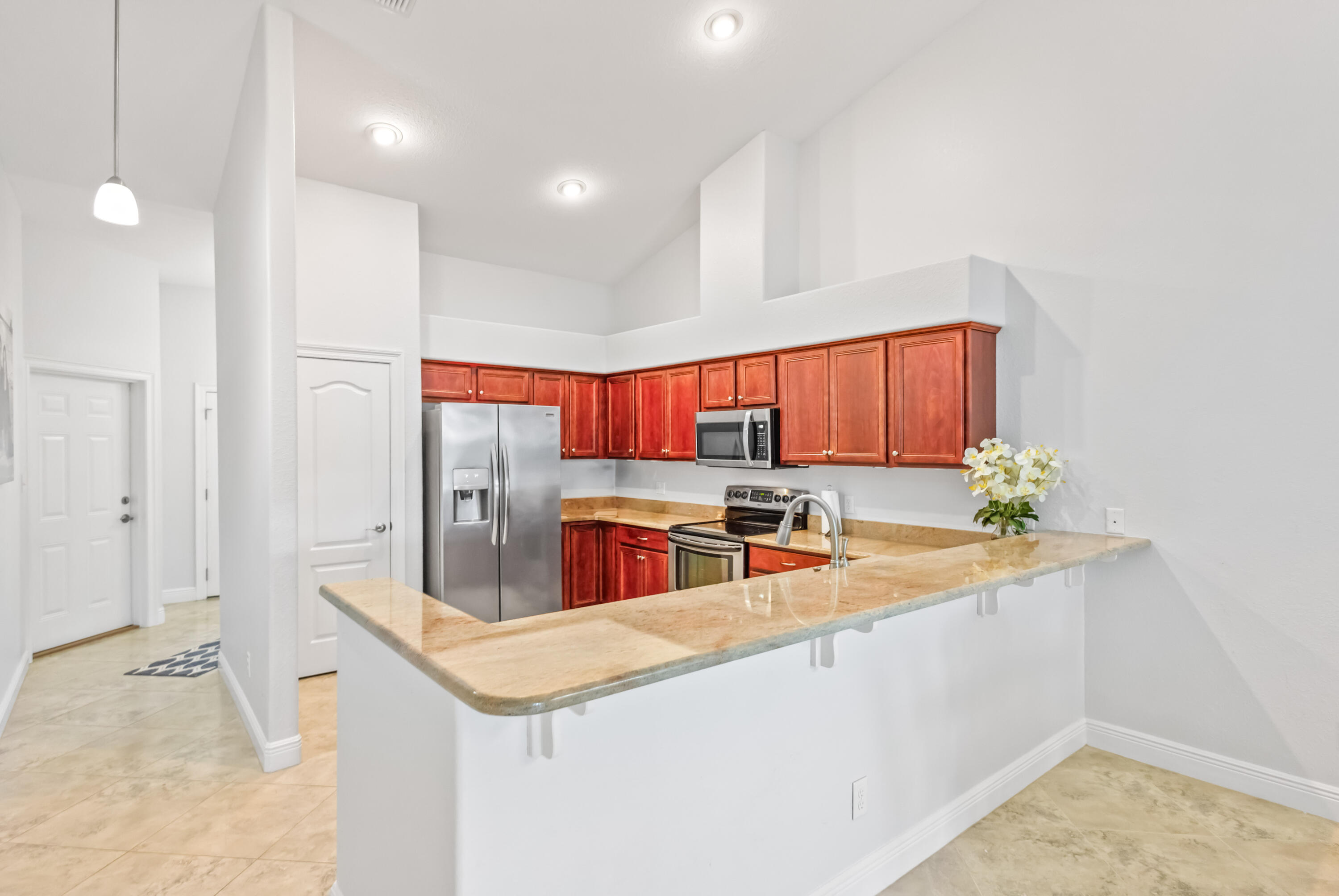DIAMOND LAKES - Residential