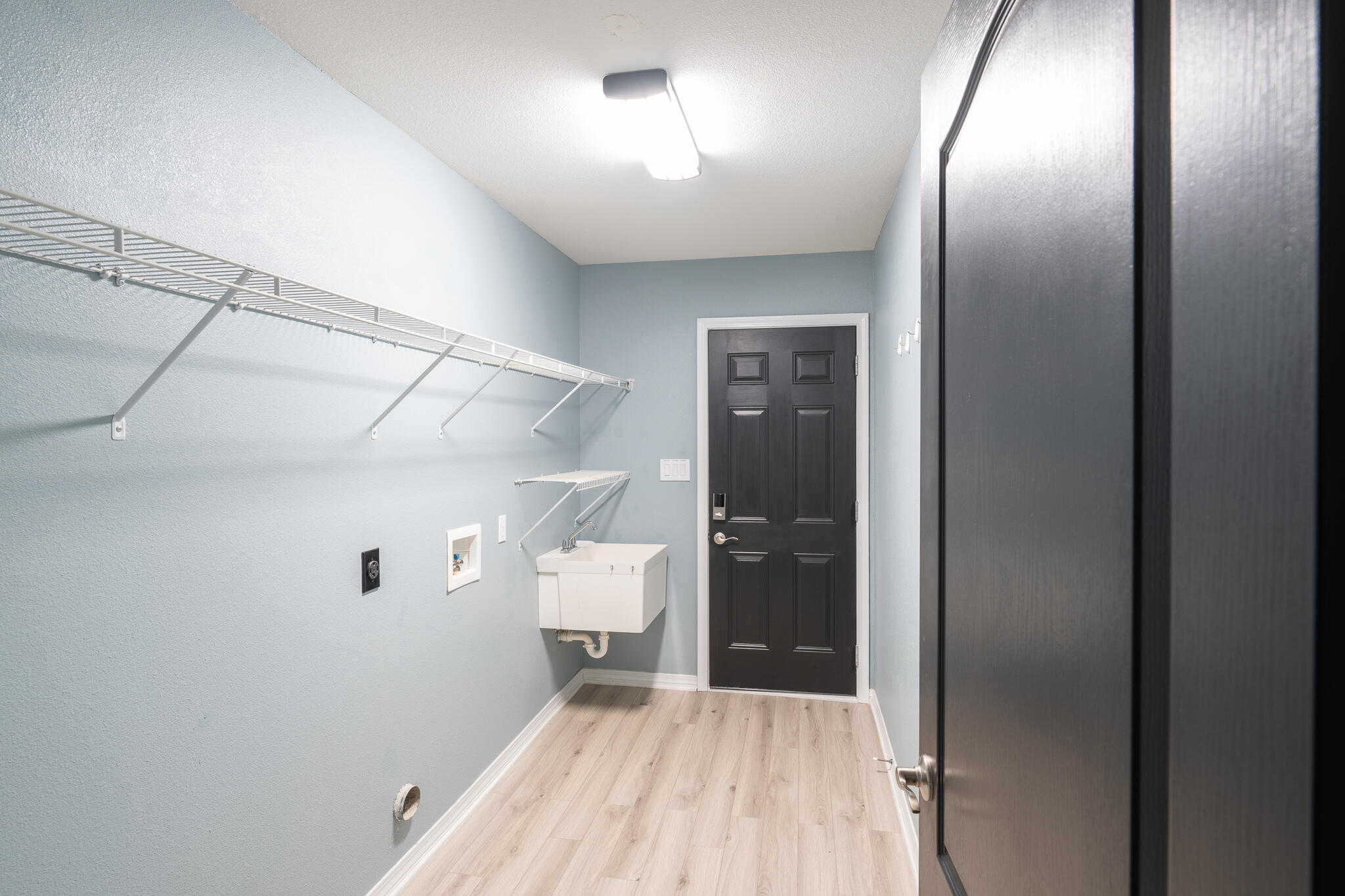 HOLLEY BY THE SEA - Residential