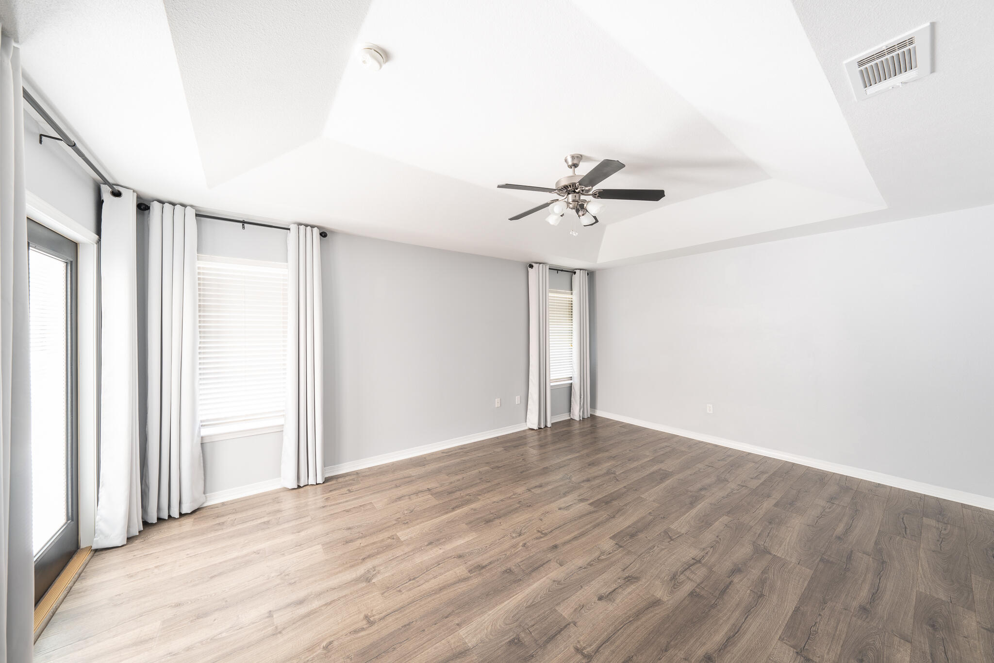 HOLLEY BY THE SEA - Residential