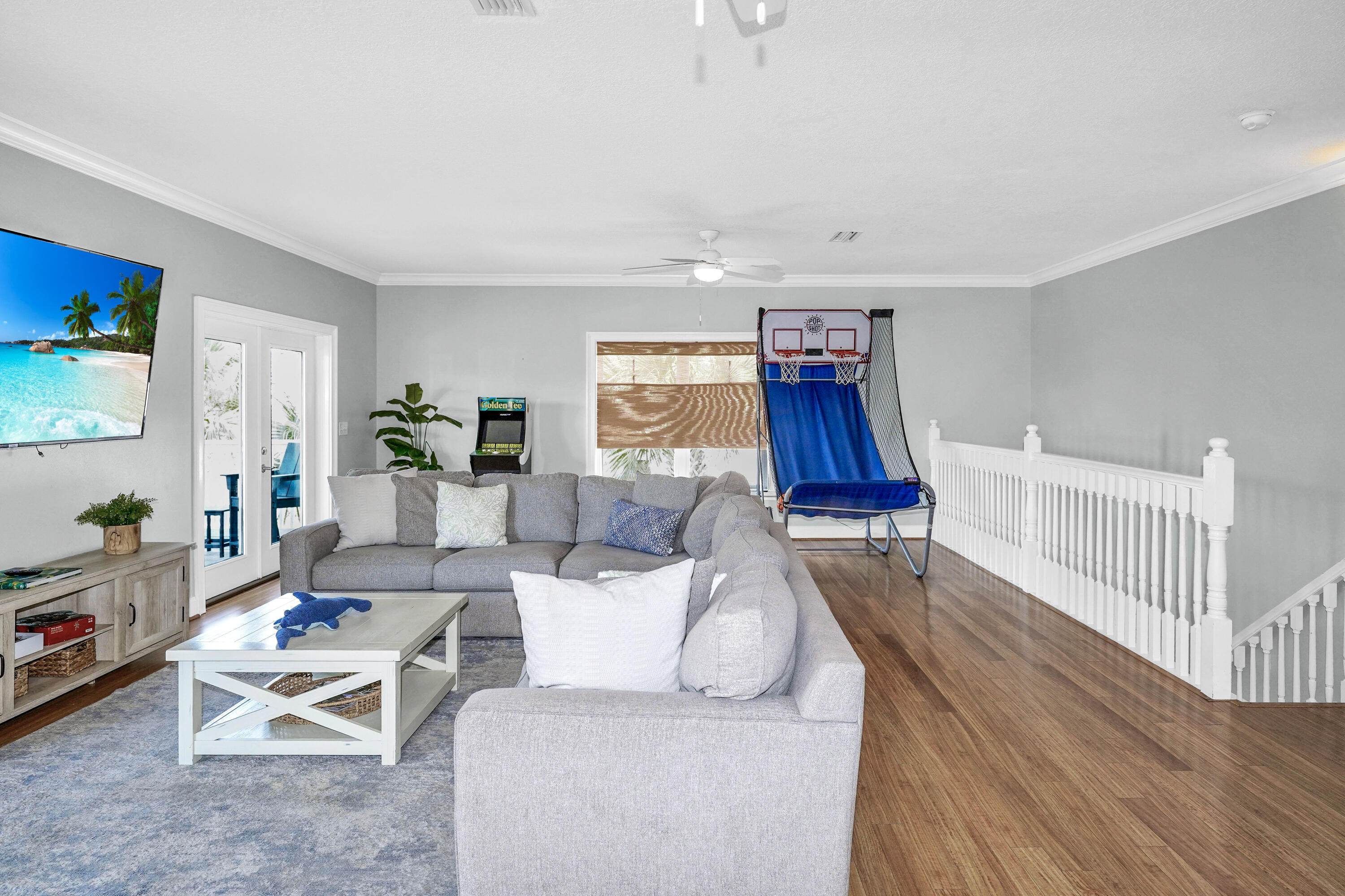 CRYSTAL BEACH - Residential