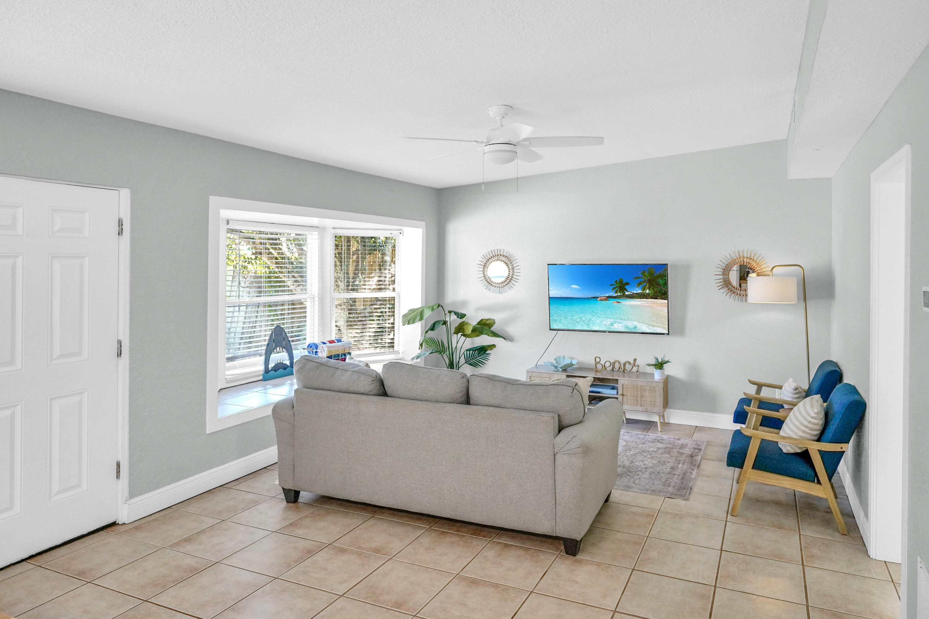 CRYSTAL BEACH - Residential