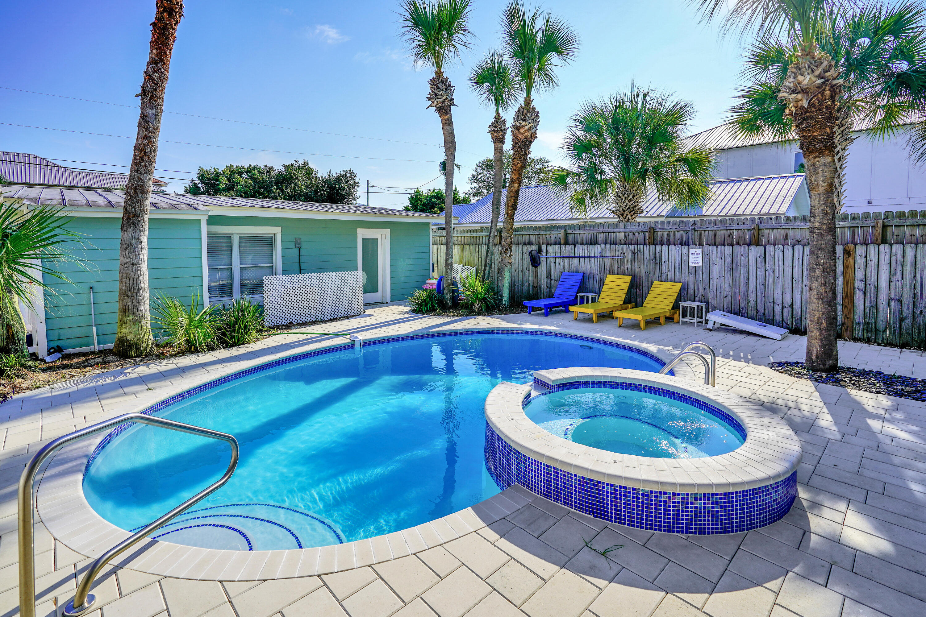 CRYSTAL BEACH - Residential