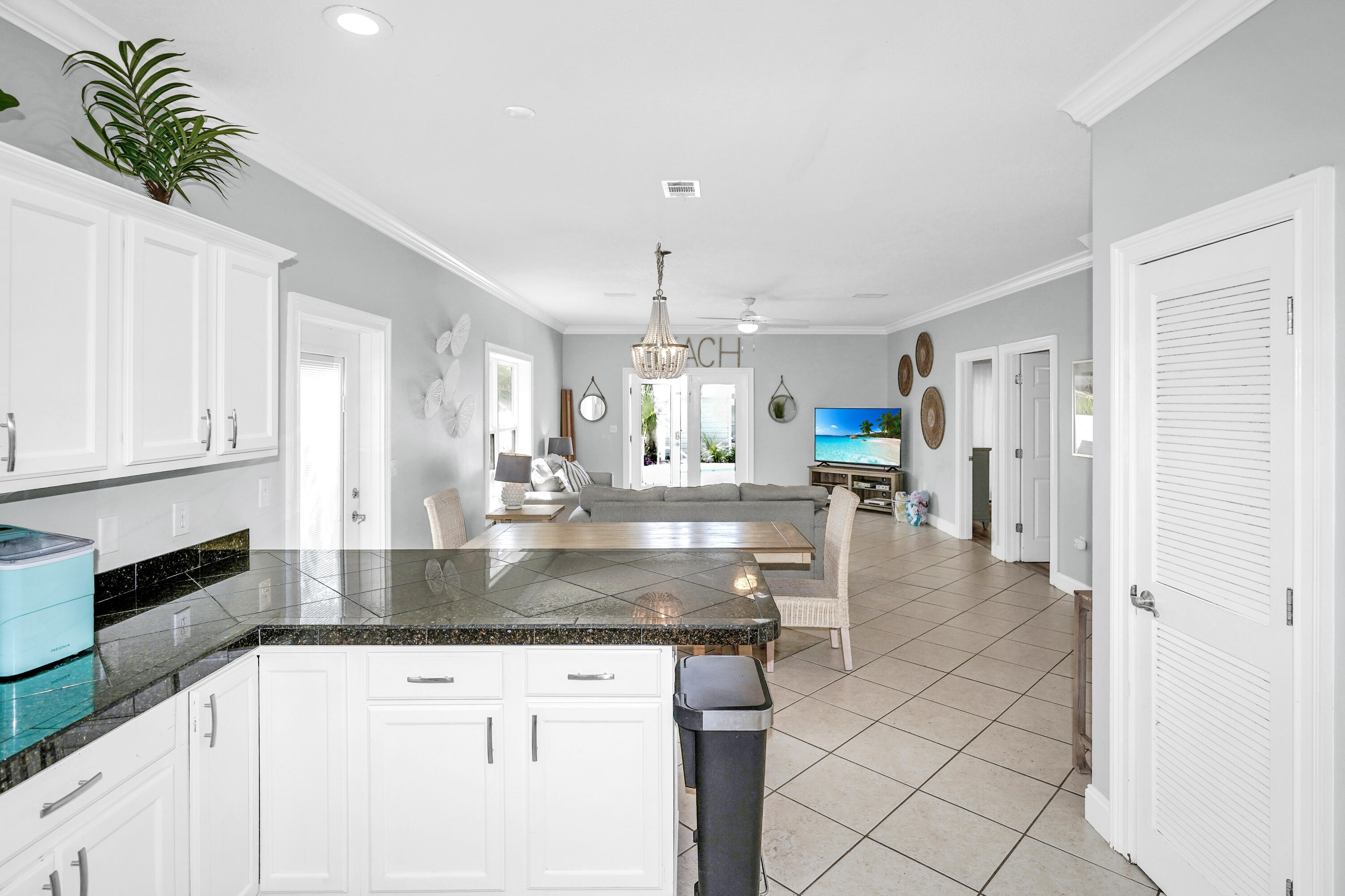 CRYSTAL BEACH - Residential