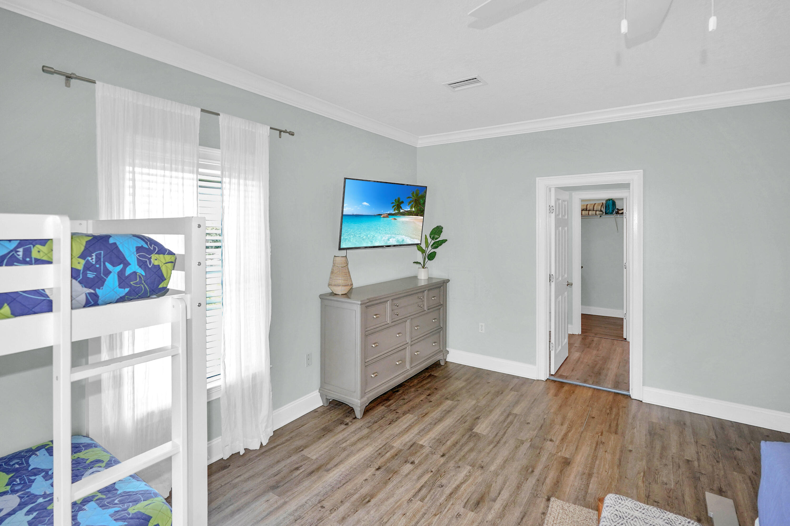 CRYSTAL BEACH - Residential