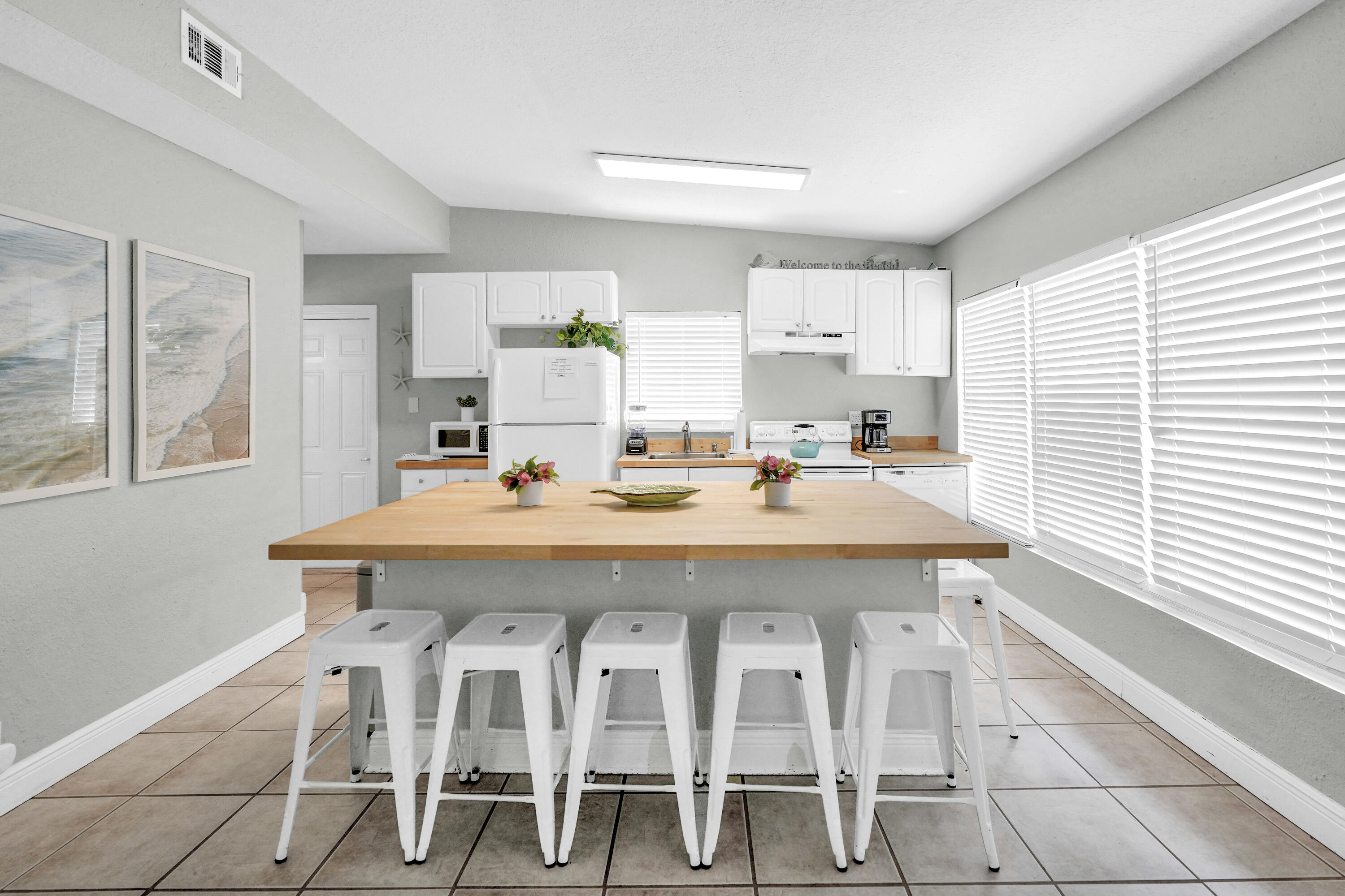 CRYSTAL BEACH - Residential