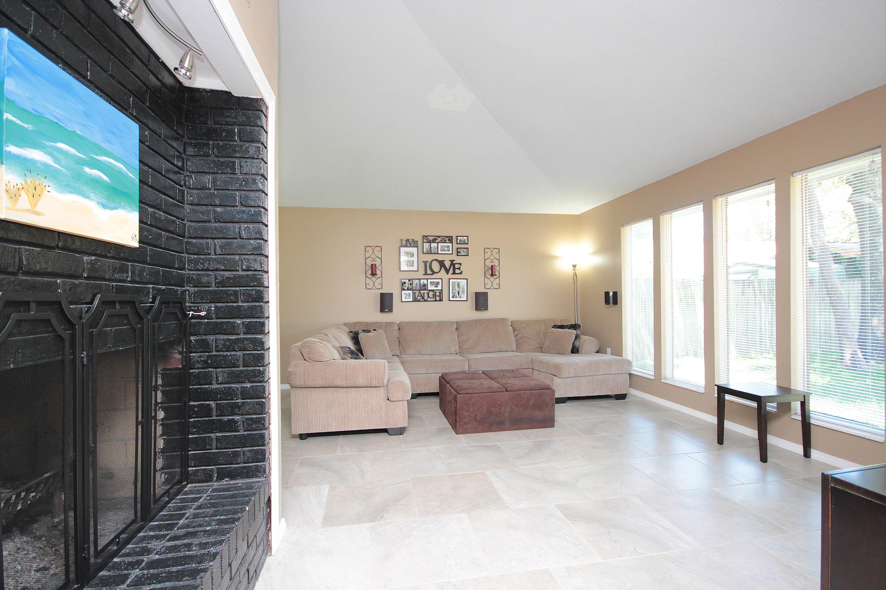 FOREST MANOR - Residential