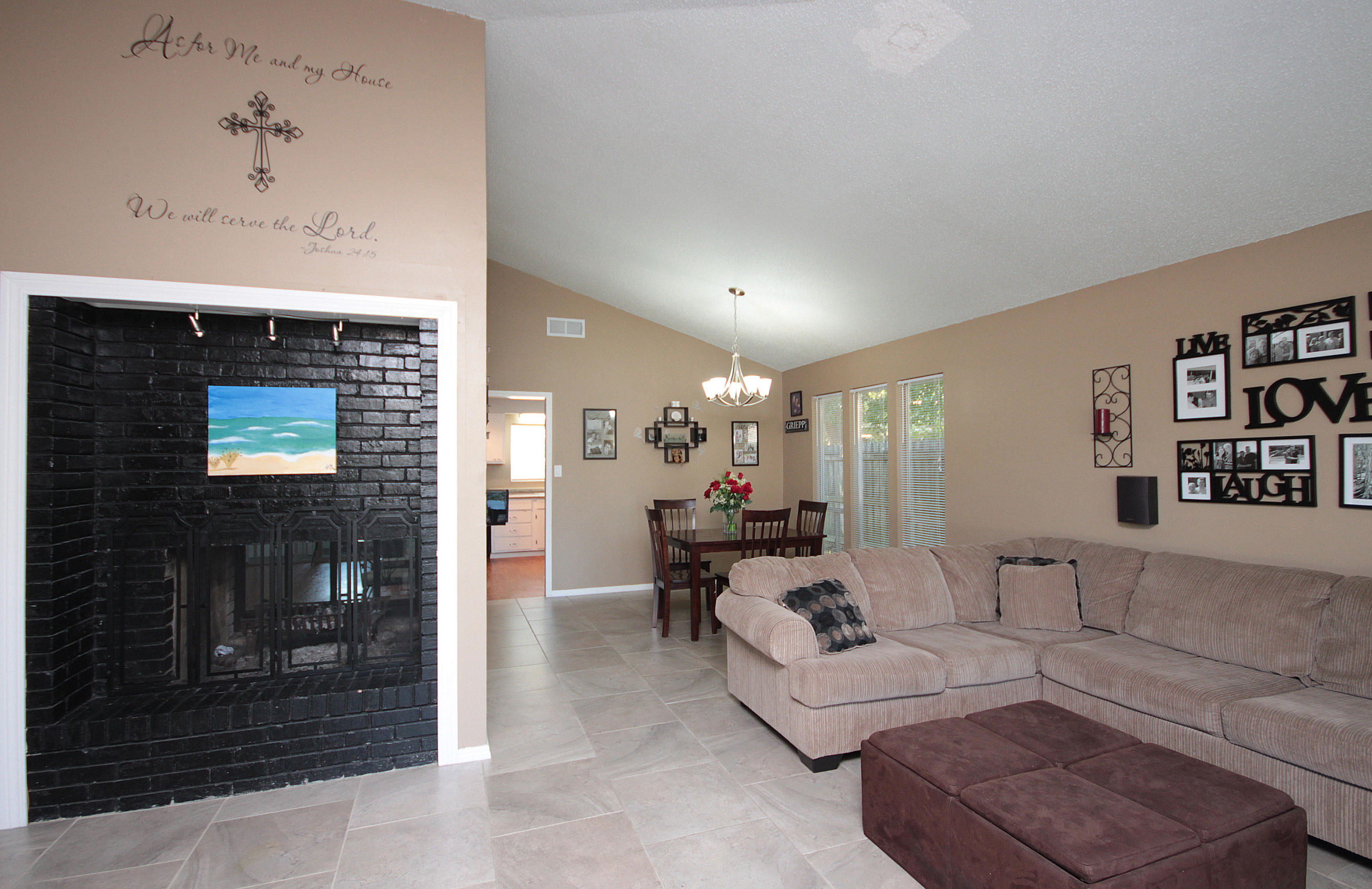 FOREST MANOR - Residential