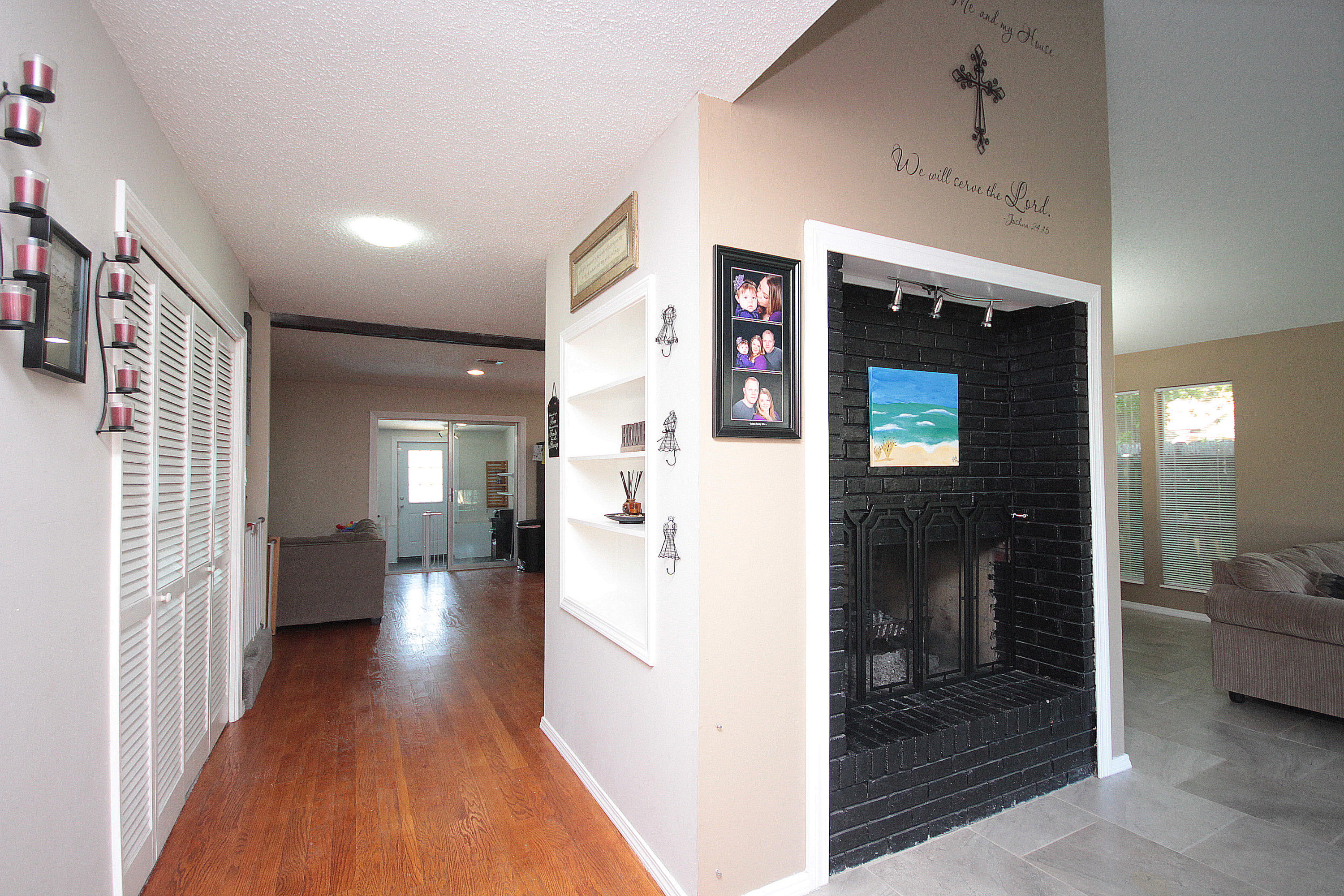 FOREST MANOR - Residential