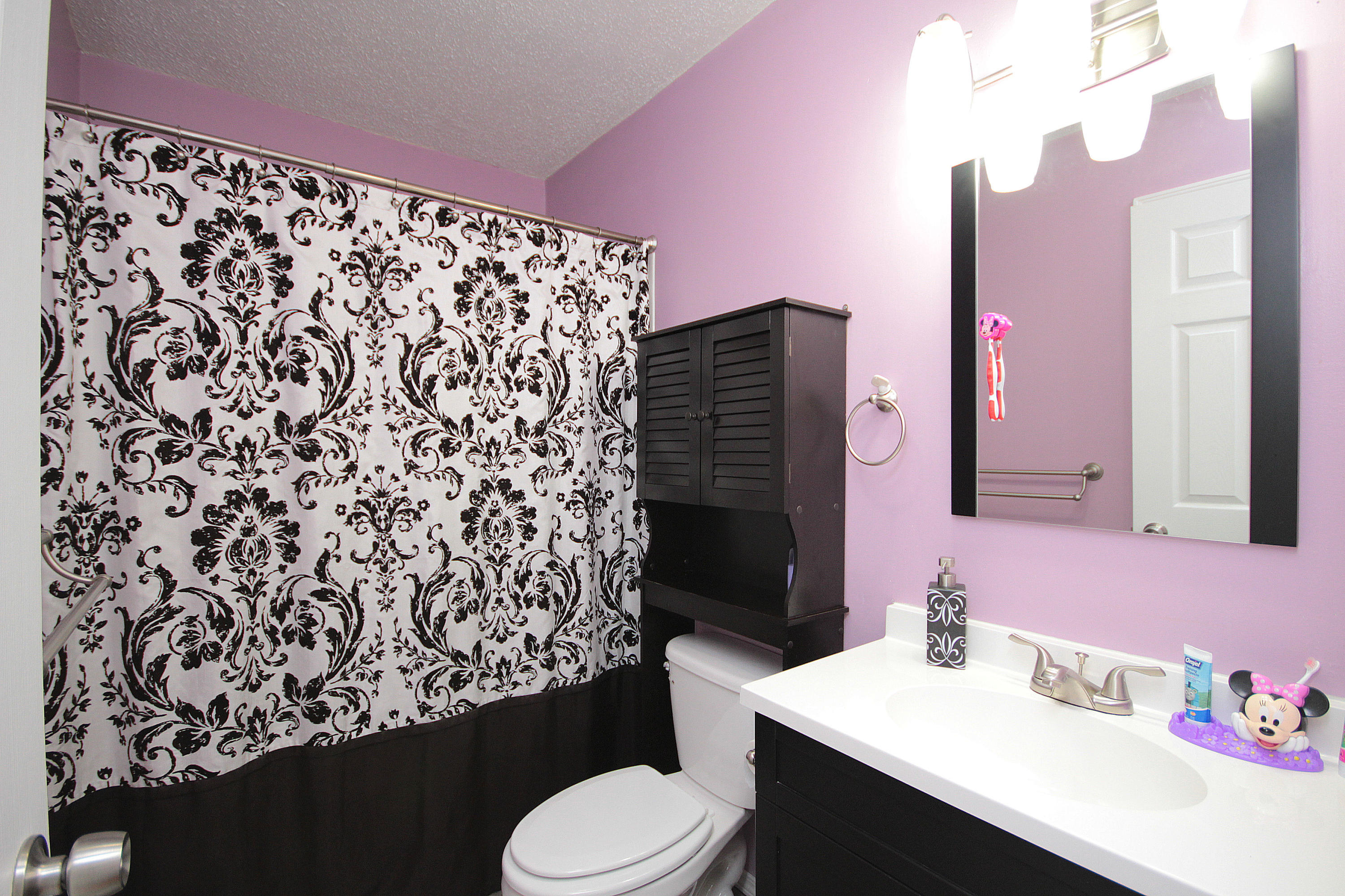 FOREST MANOR - Residential