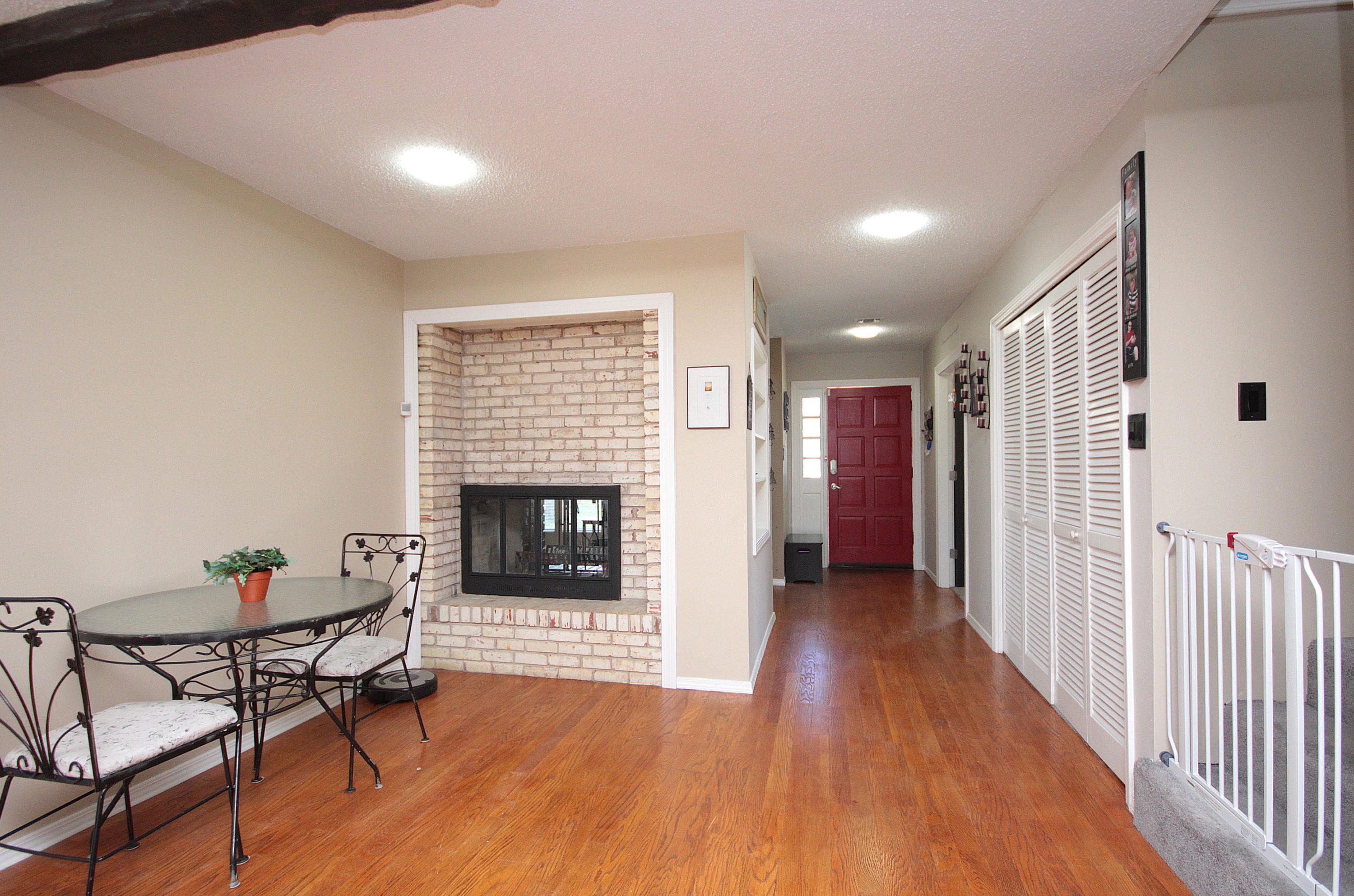 FOREST MANOR - Residential