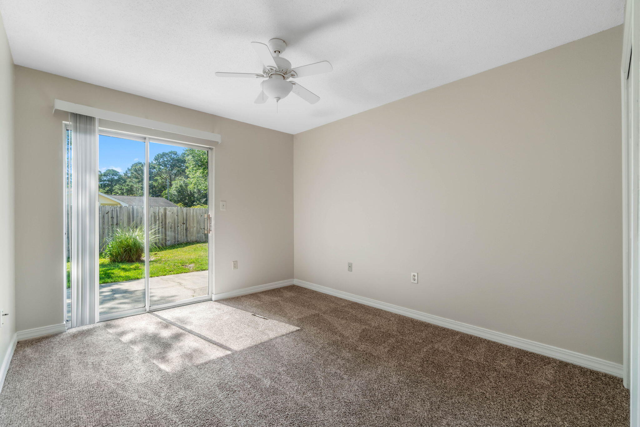 COVENTRY ESTATES - Residential