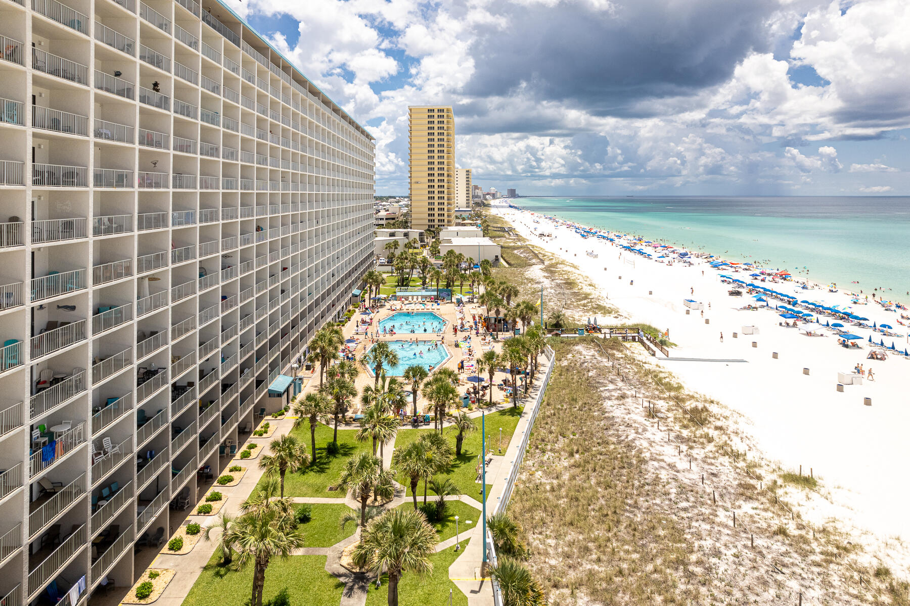 SUMMIT CONDOMINIUM, THE - Residential