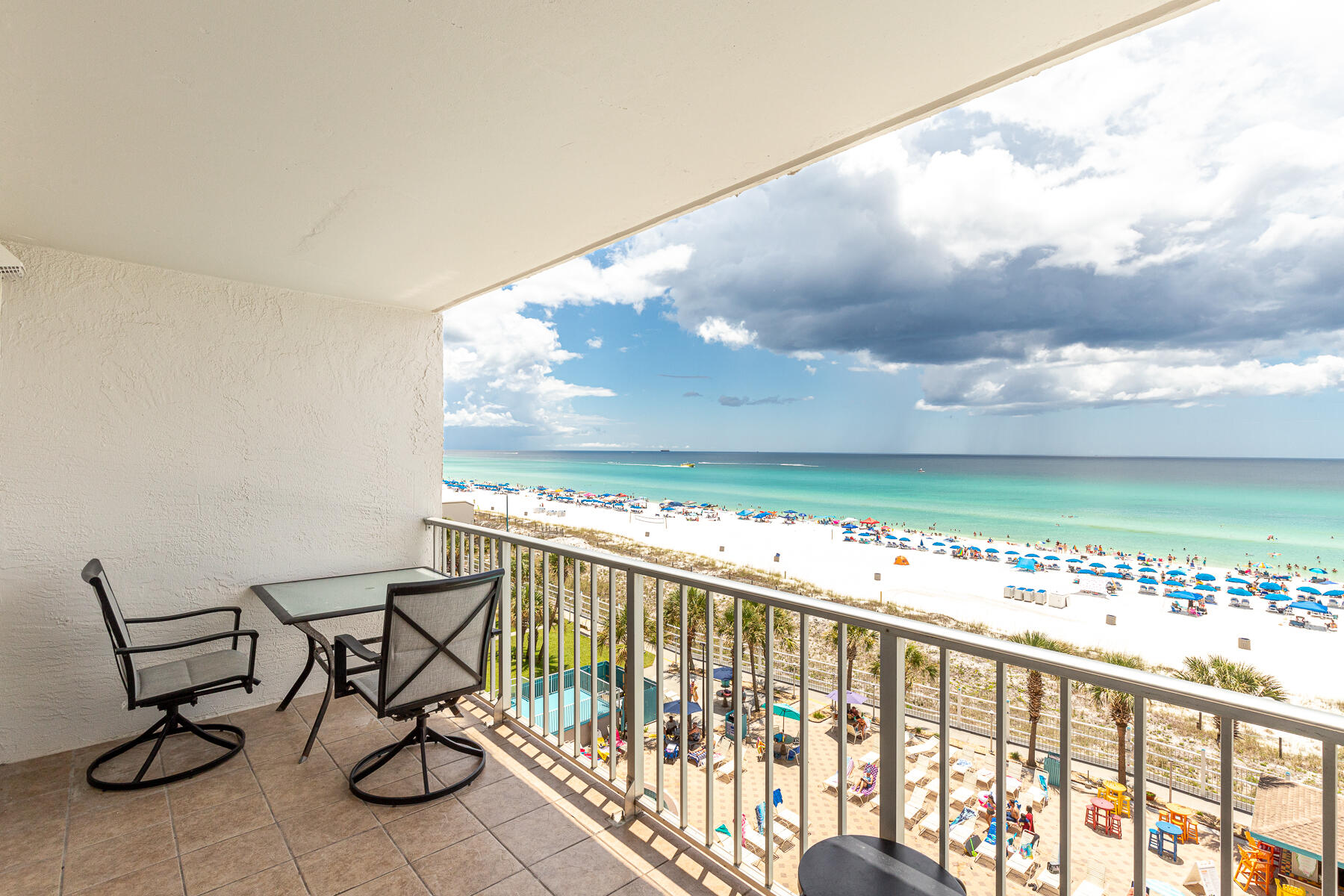 SUMMIT CONDOMINIUM, THE - Residential