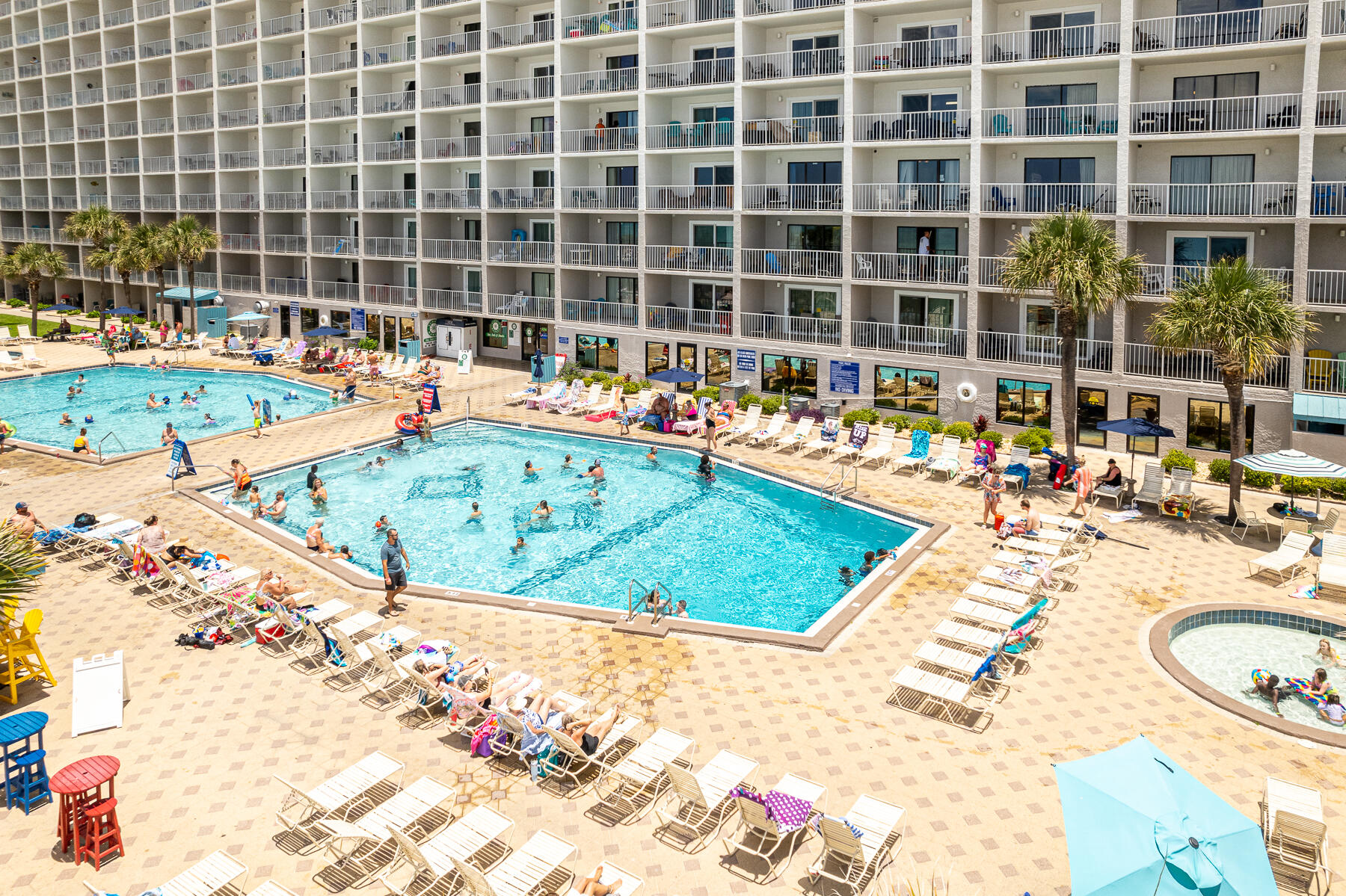 SUMMIT CONDOMINIUM, THE - Residential