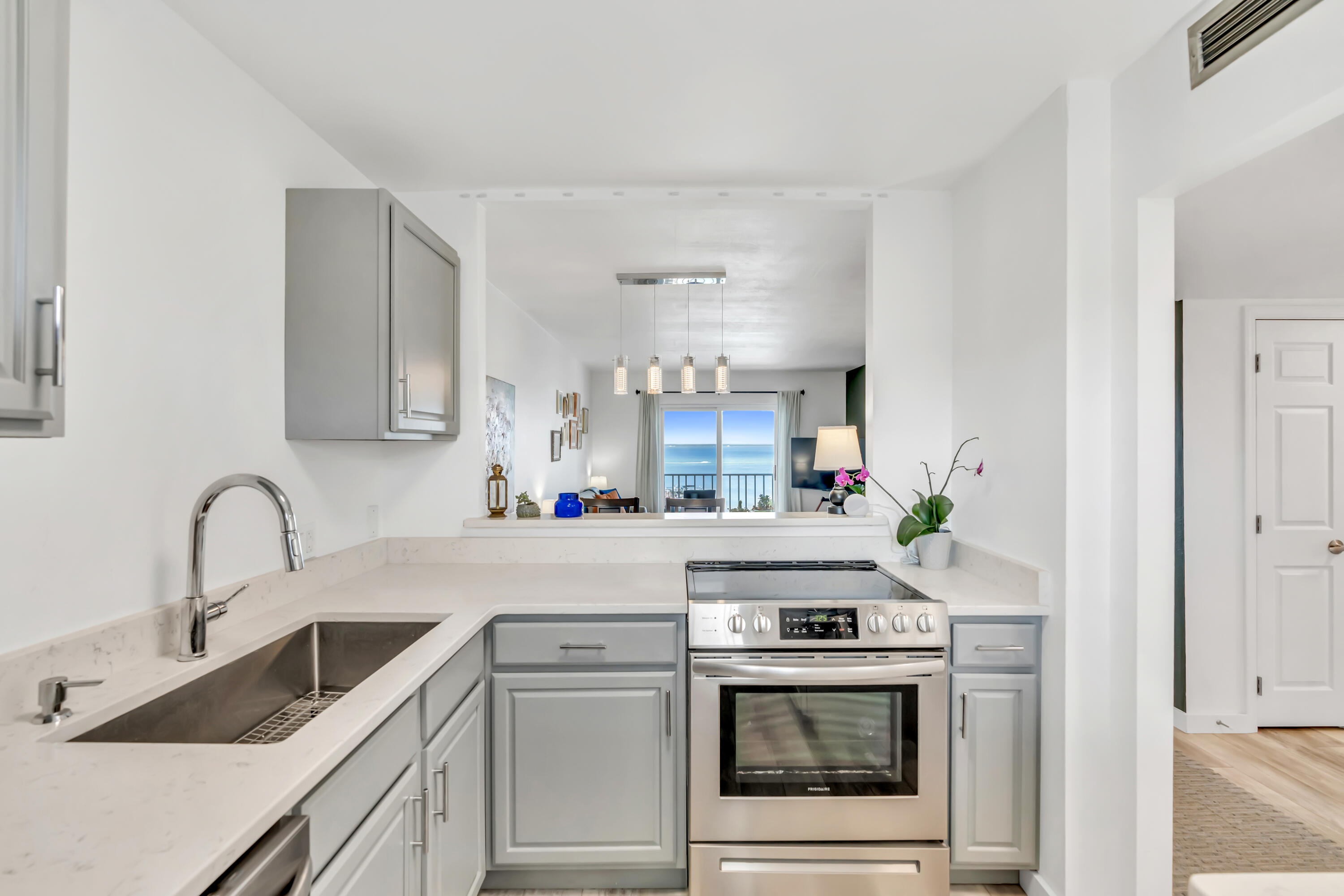 CENTURY PARK WEST - Residential Lease
