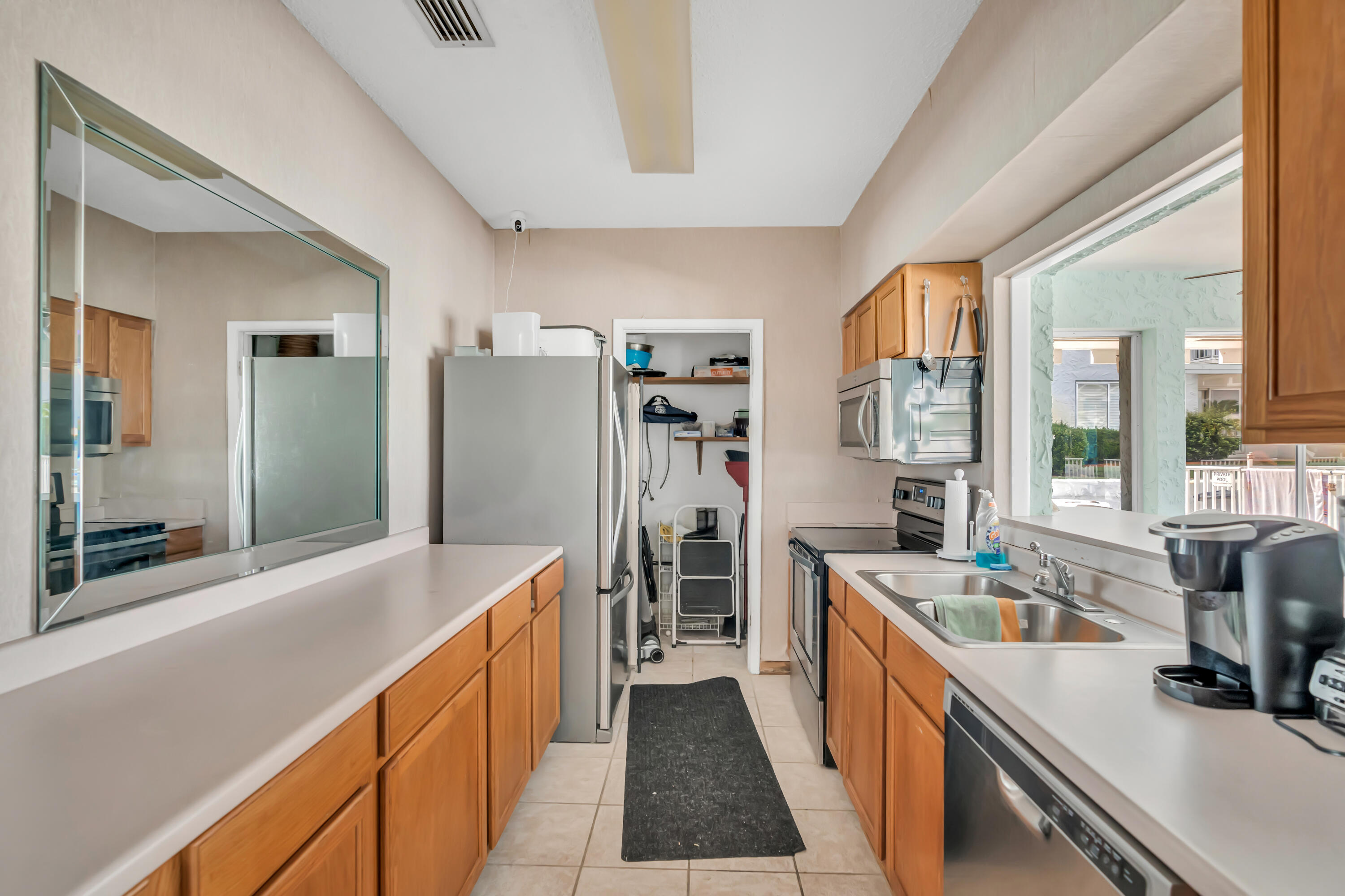 CENTURY PARK WEST - Residential Lease