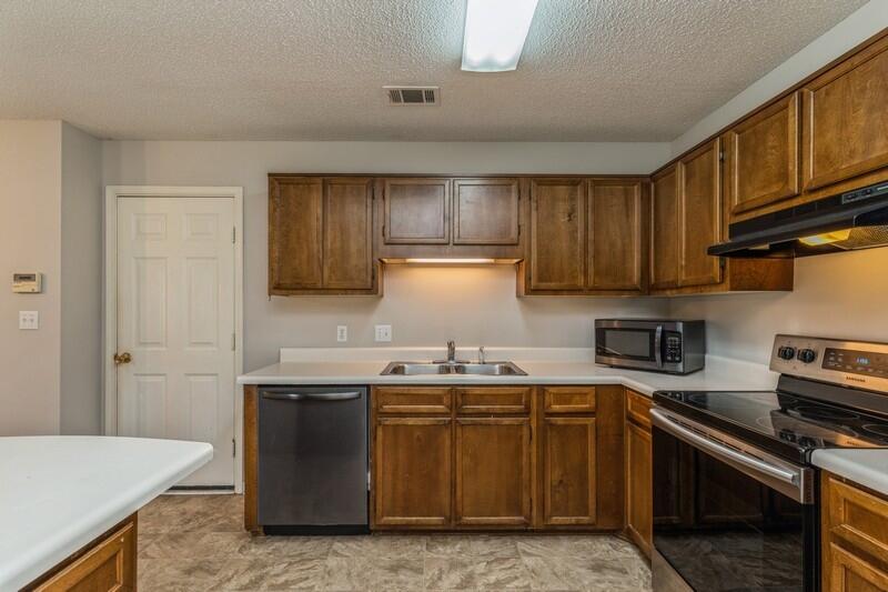 SOUTHVIEW ESTATES - Residential