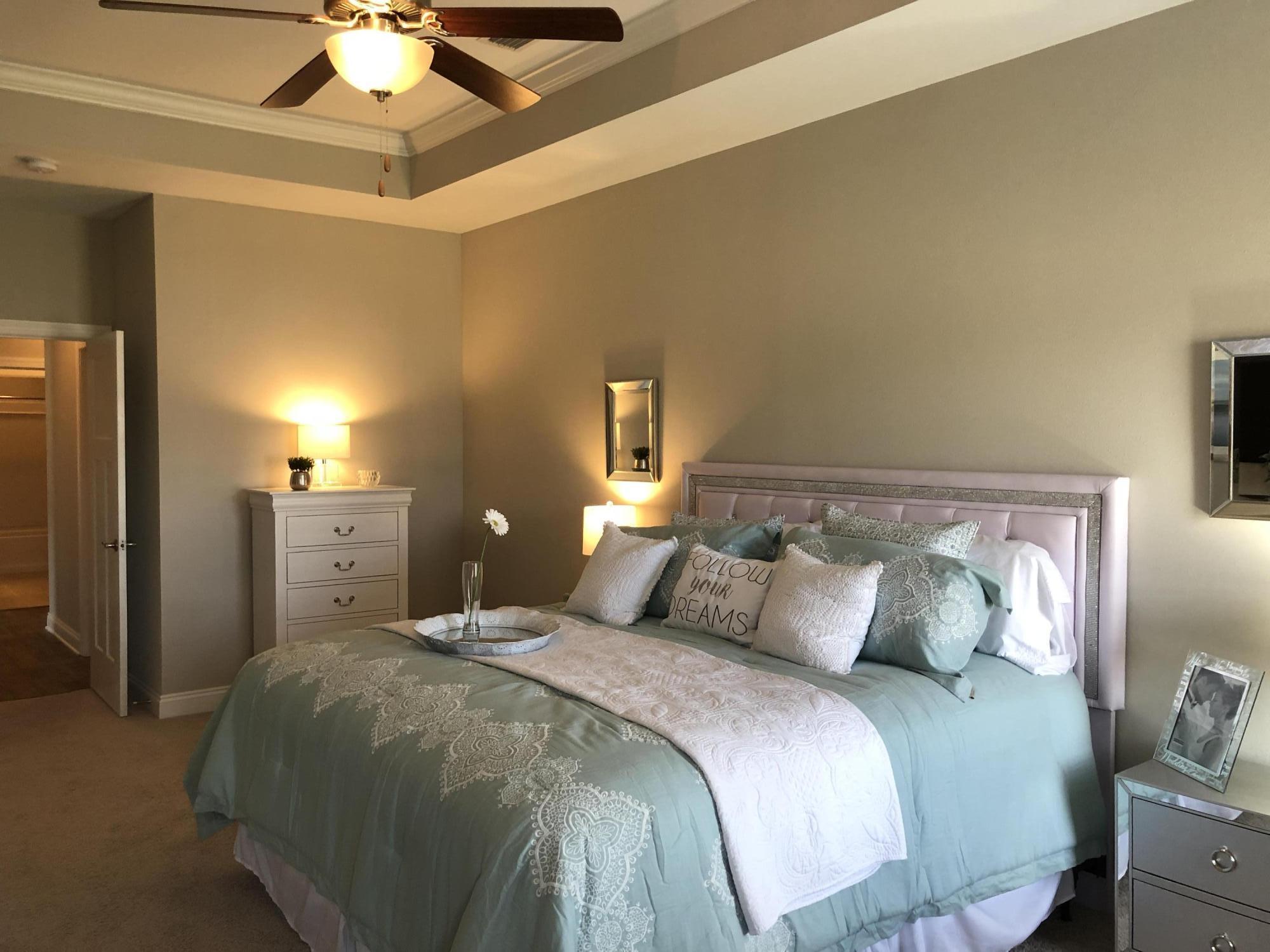 HERITAGE OAKS - Residential