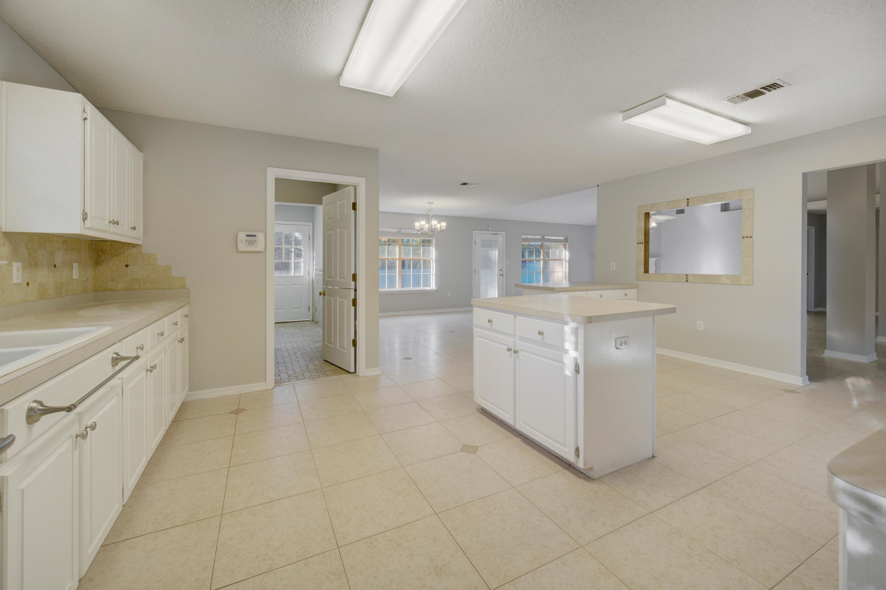 Marion Manor/Ph II - Residential