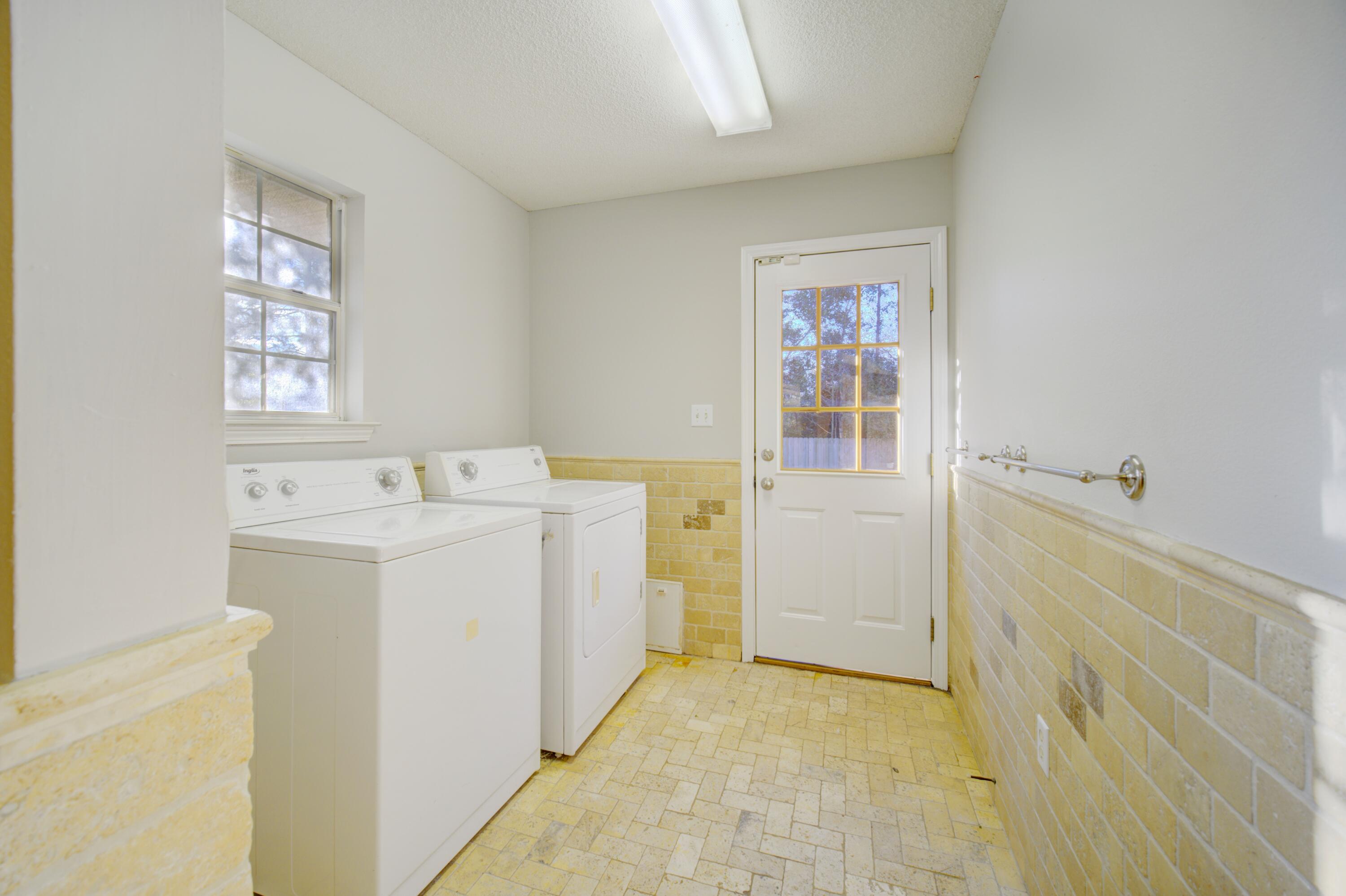 Marion Manor/Ph II - Residential