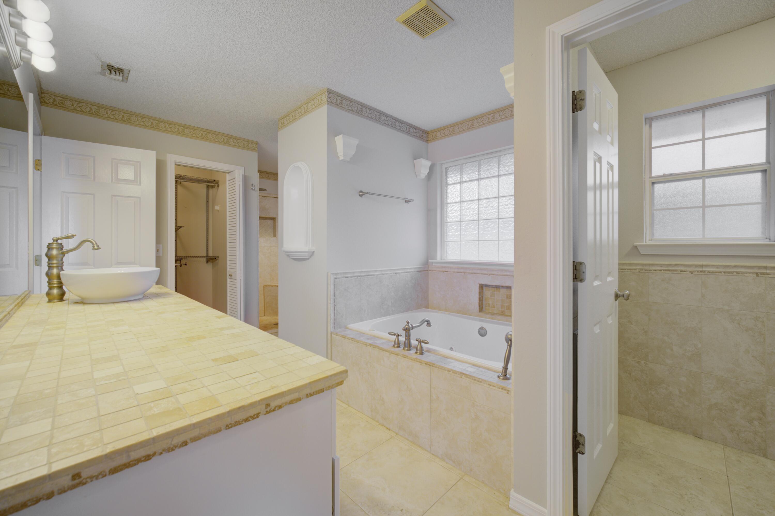 Marion Manor/Ph II - Residential