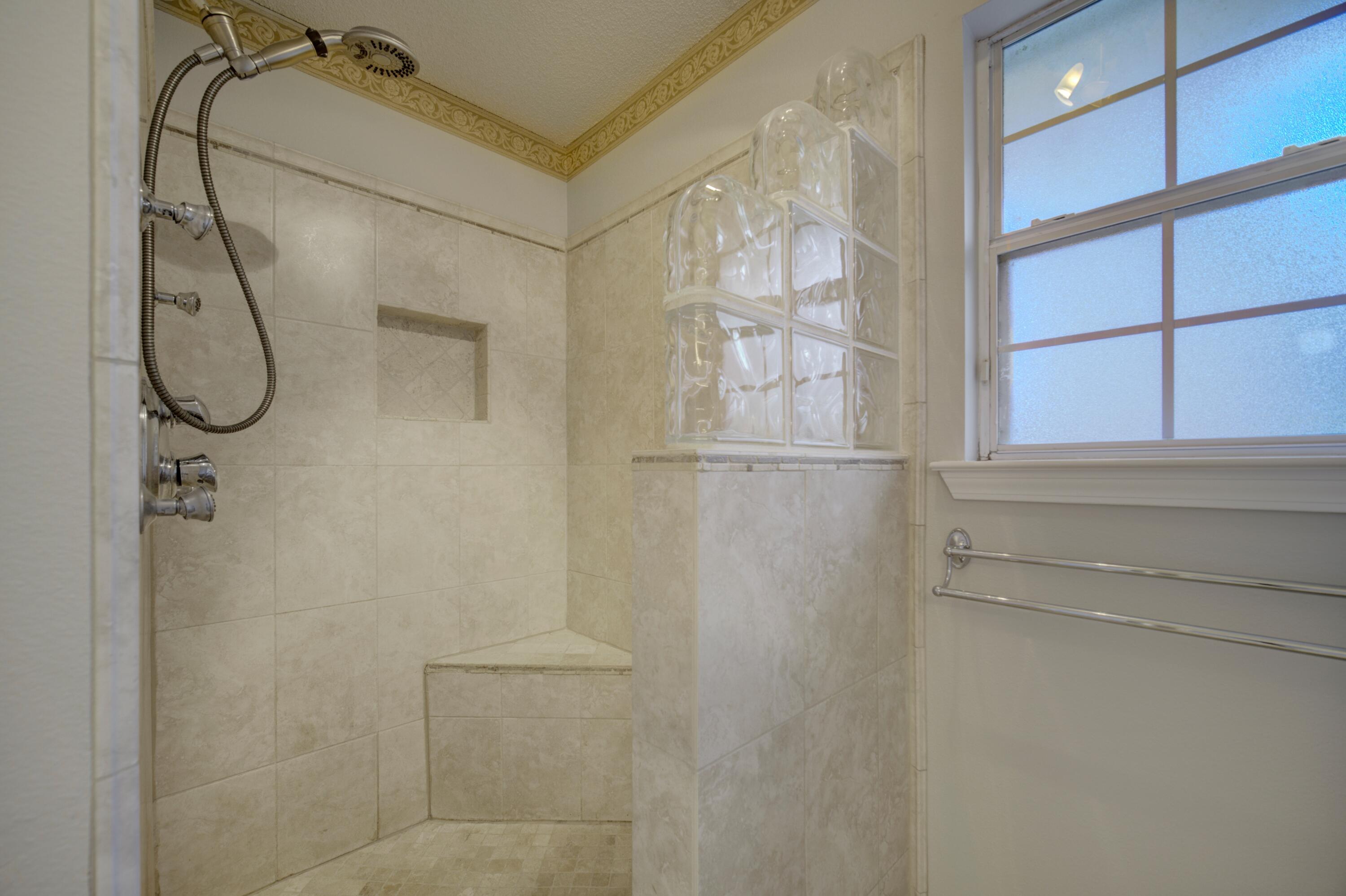 Marion Manor/Ph II - Residential