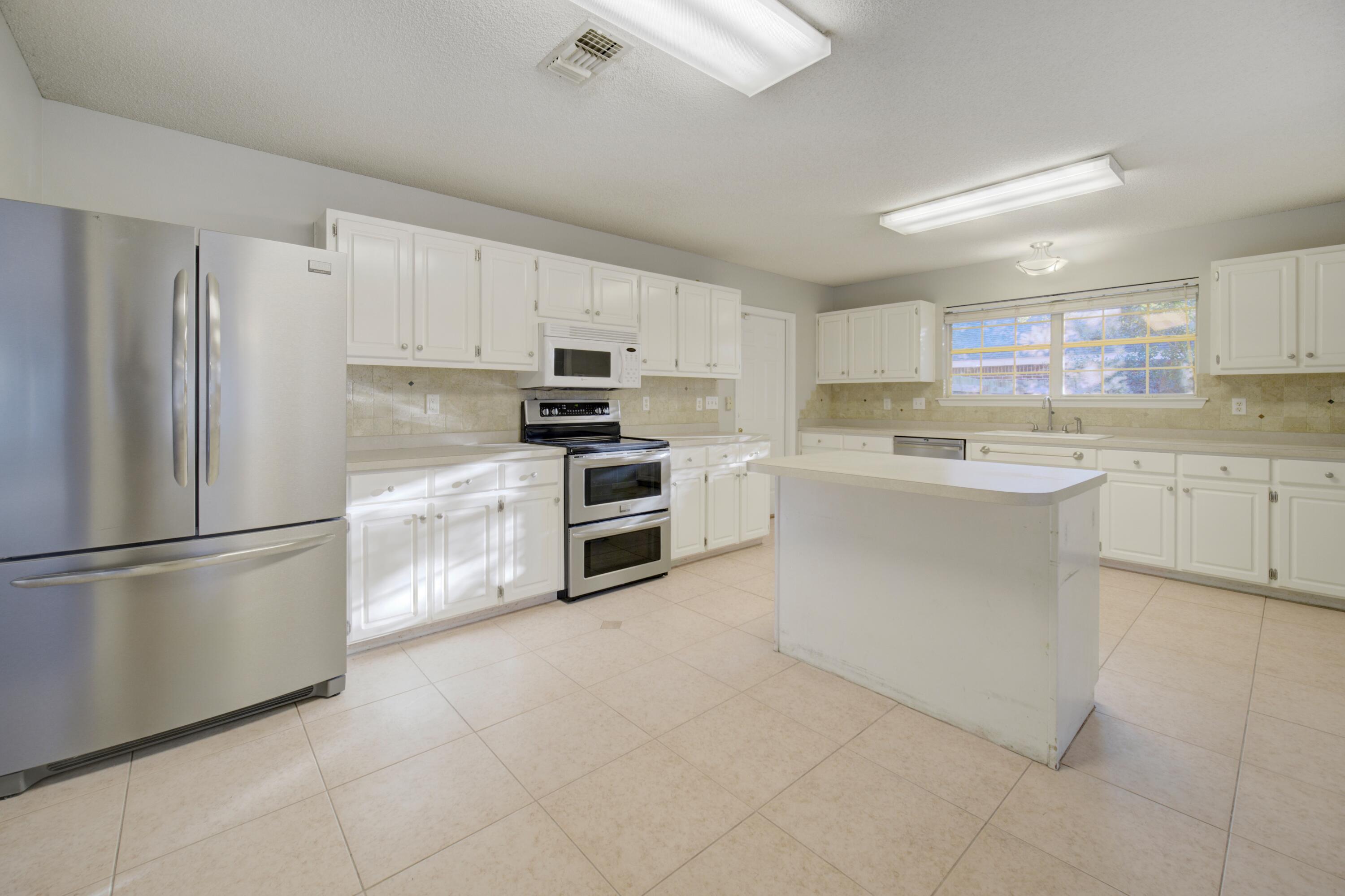 Marion Manor/Ph II - Residential