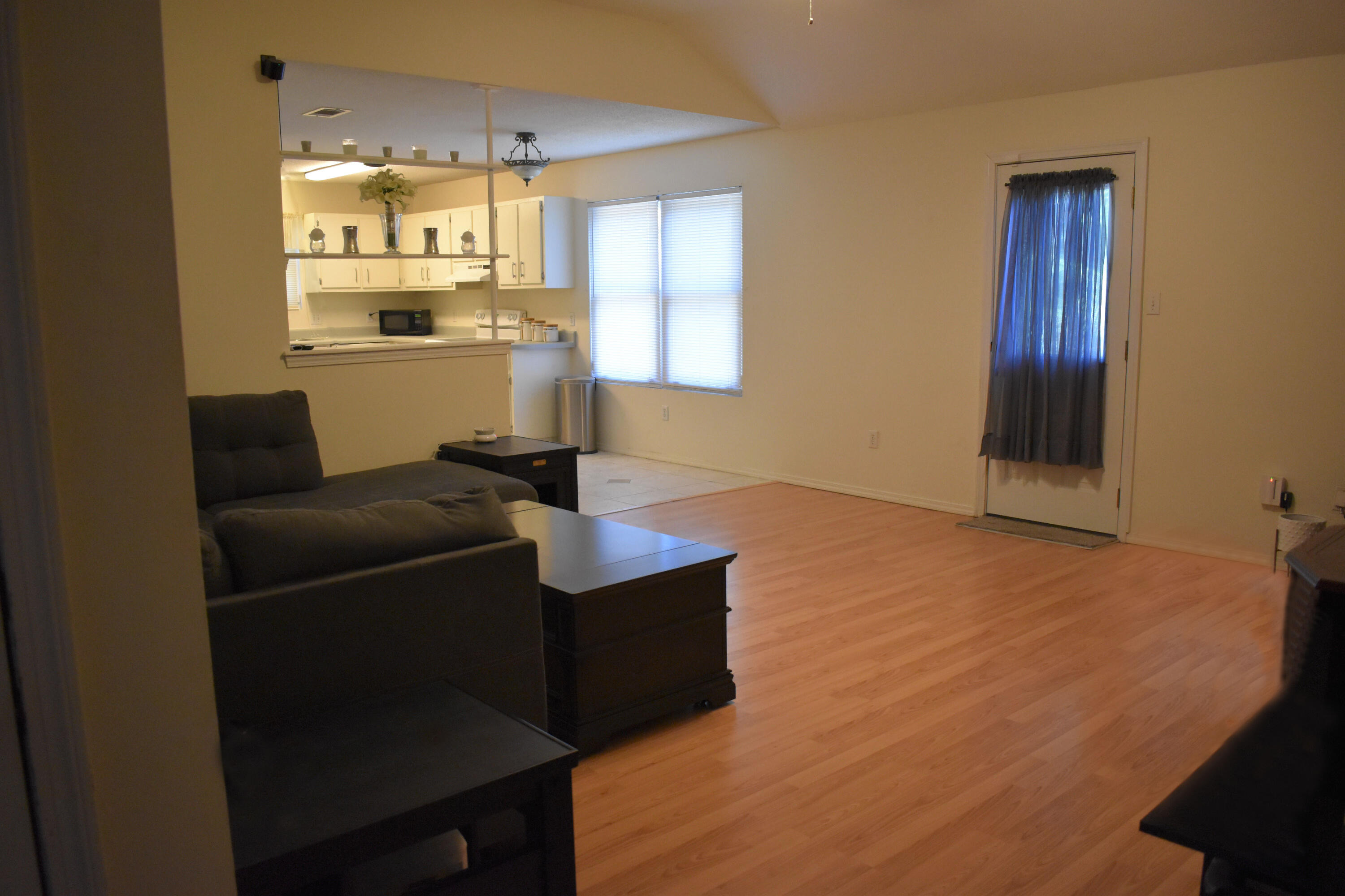 HOLLEY BY THE SEA - Residential