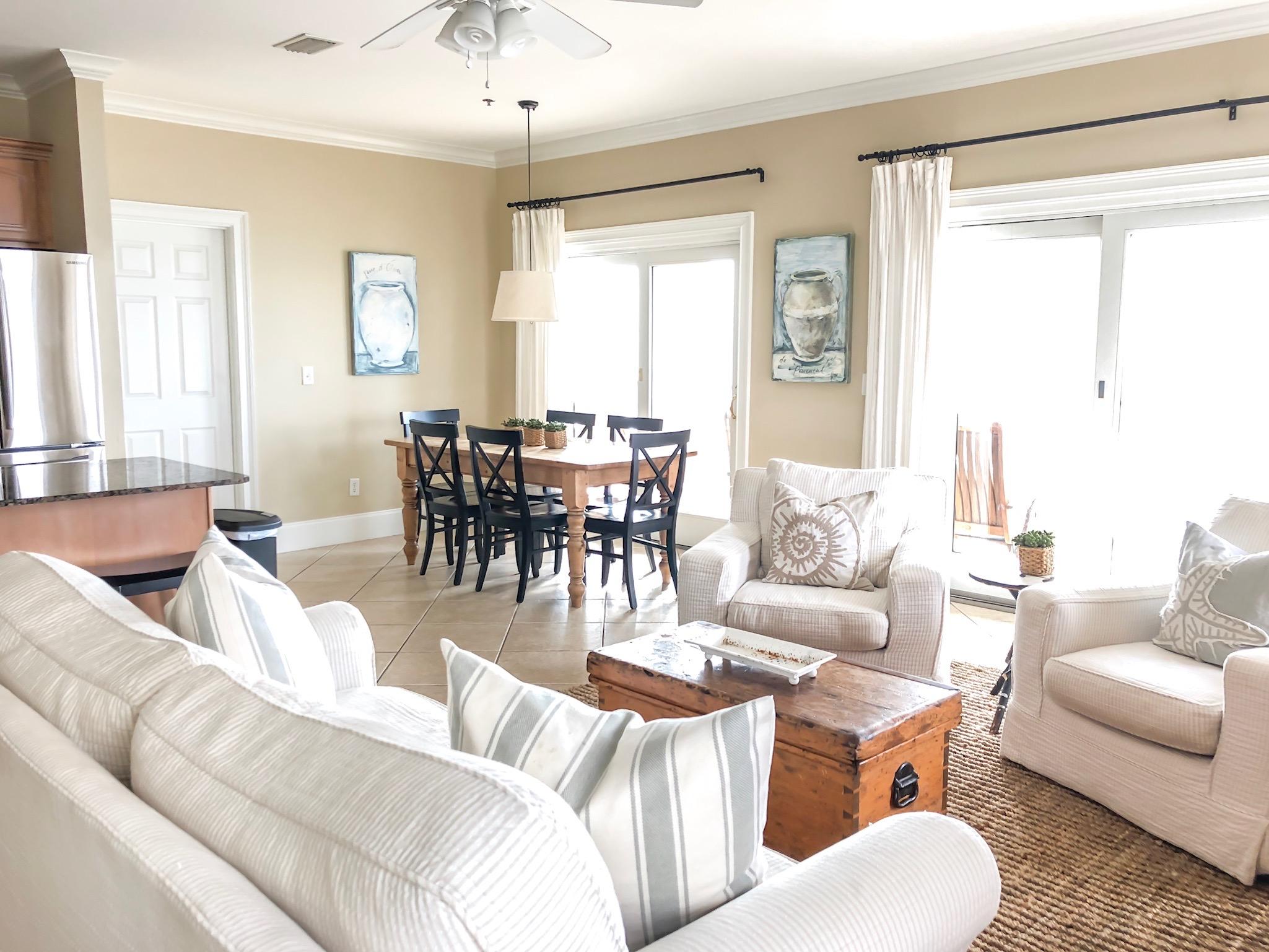 EMERALD SURF VILLAS - Residential