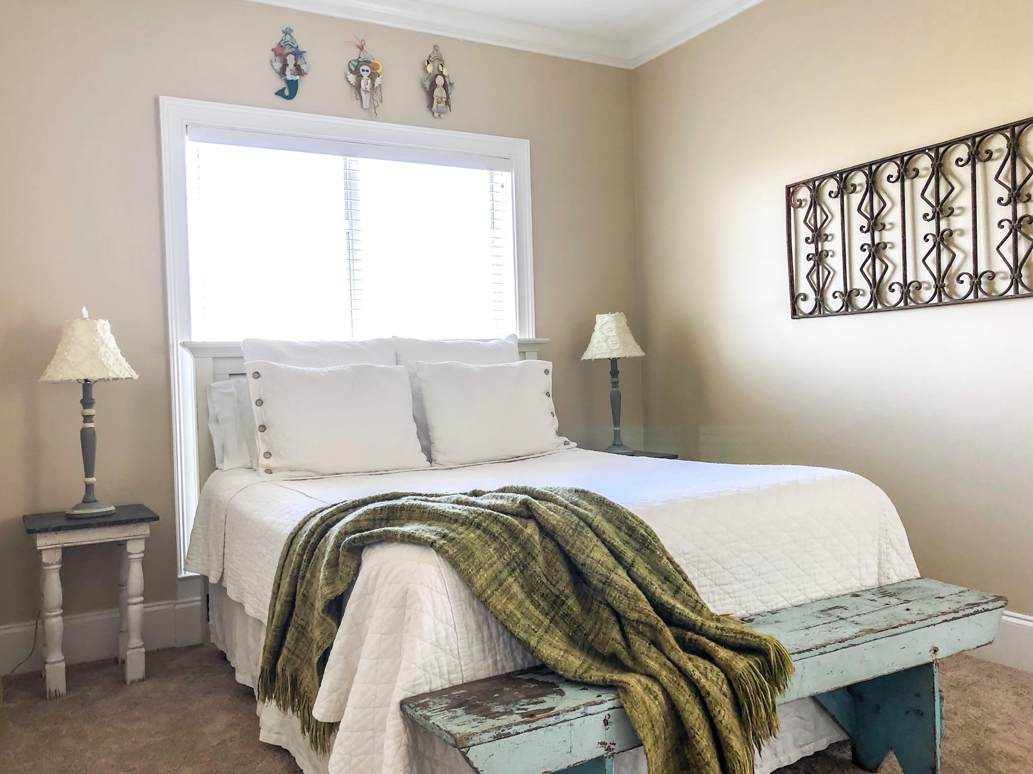 EMERALD SURF VILLAS - Residential