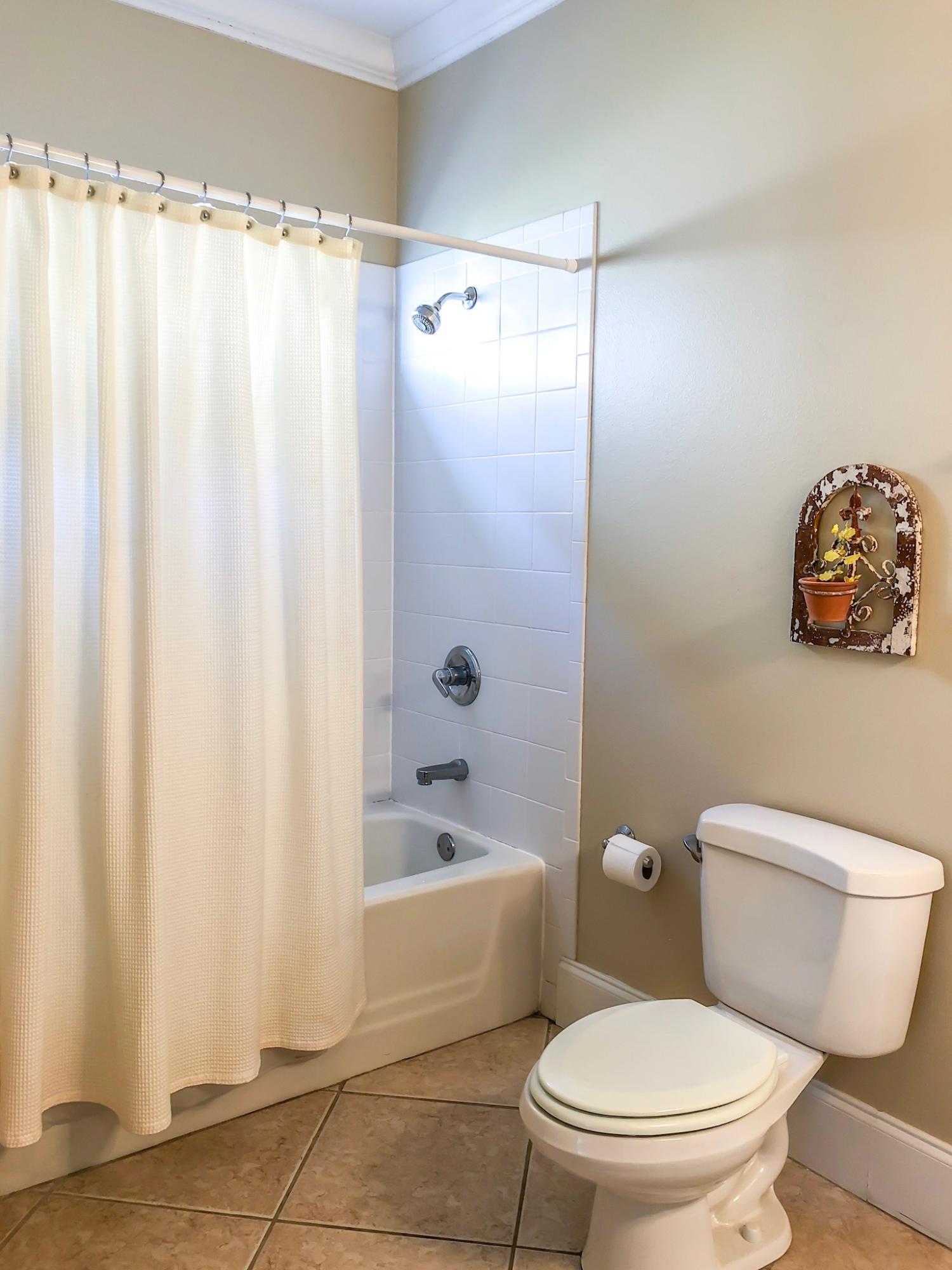 EMERALD SURF VILLAS - Residential