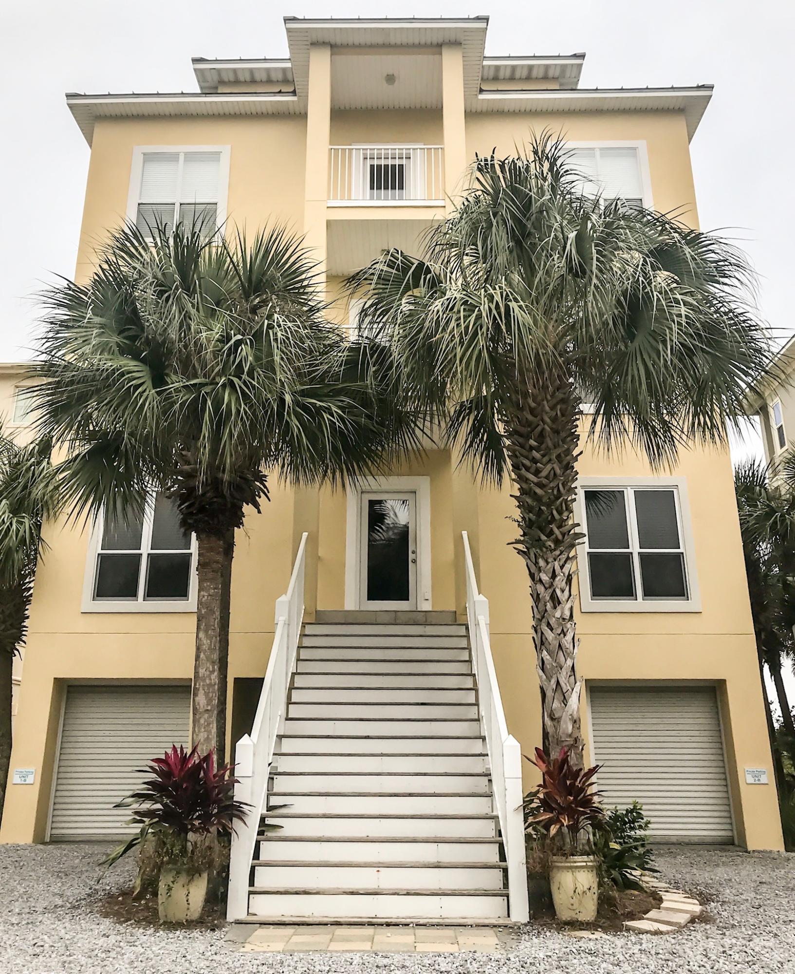 EMERALD SURF VILLAS - Residential