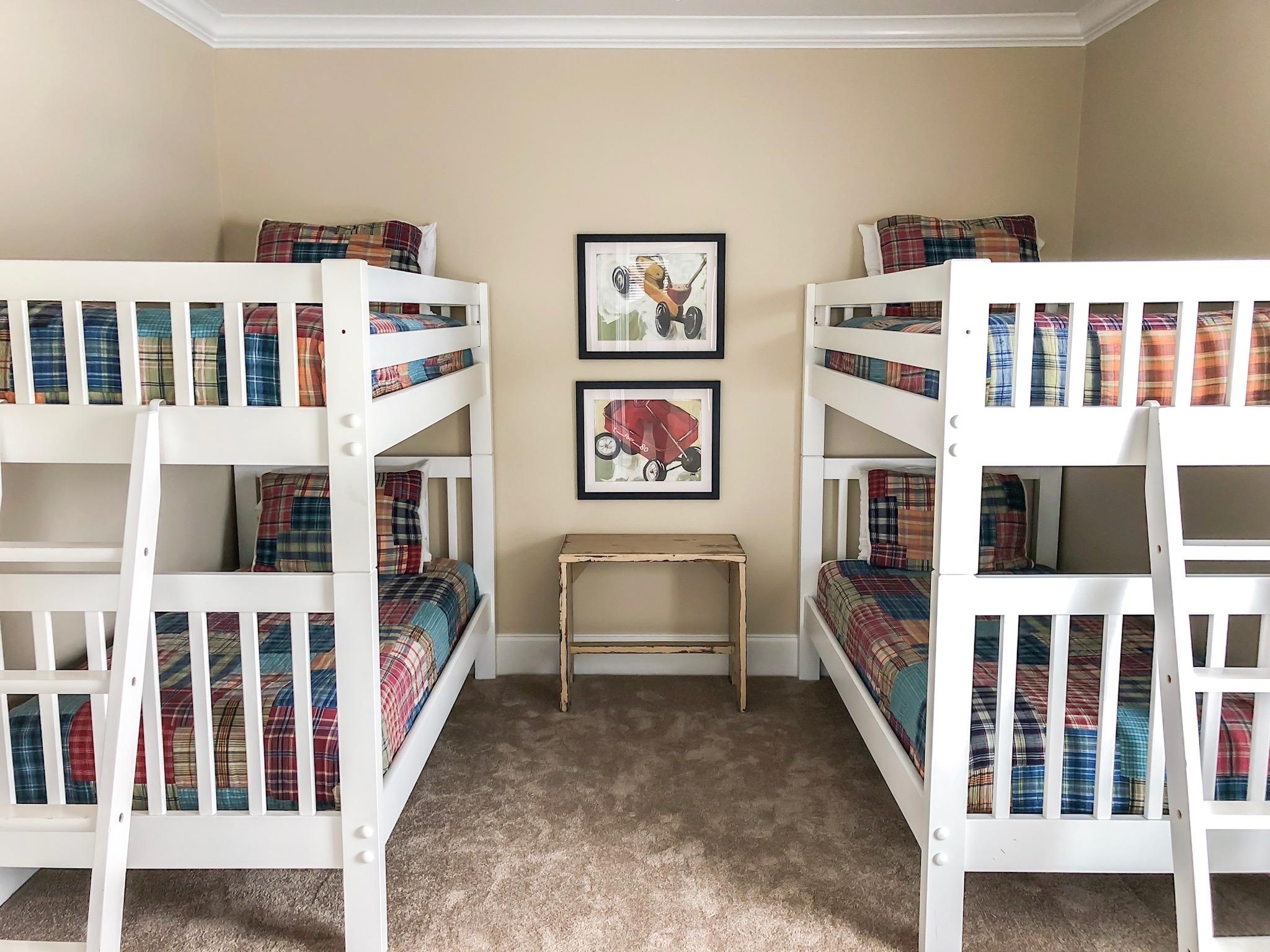 EMERALD SURF VILLAS - Residential