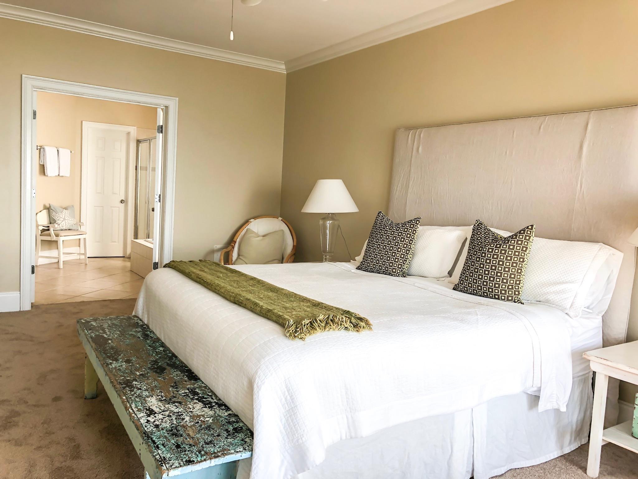 EMERALD SURF VILLAS - Residential