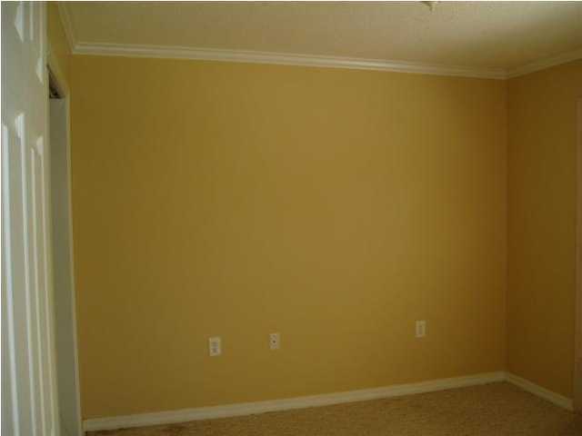 EMERALD GARDENS - Residential Lease