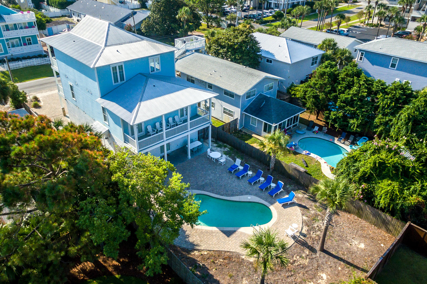 CRYSTAL BEACH - Residential