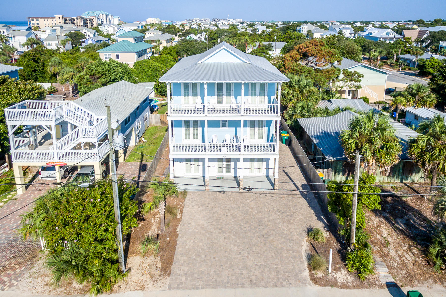 CRYSTAL BEACH - Residential