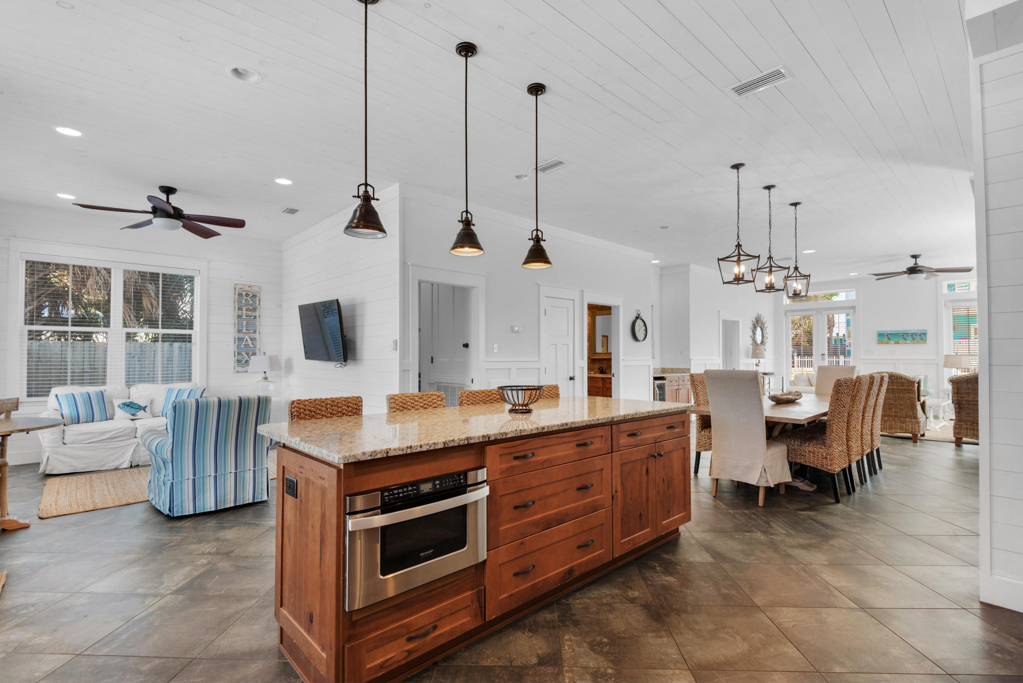 CRYSTAL BEACH - Residential