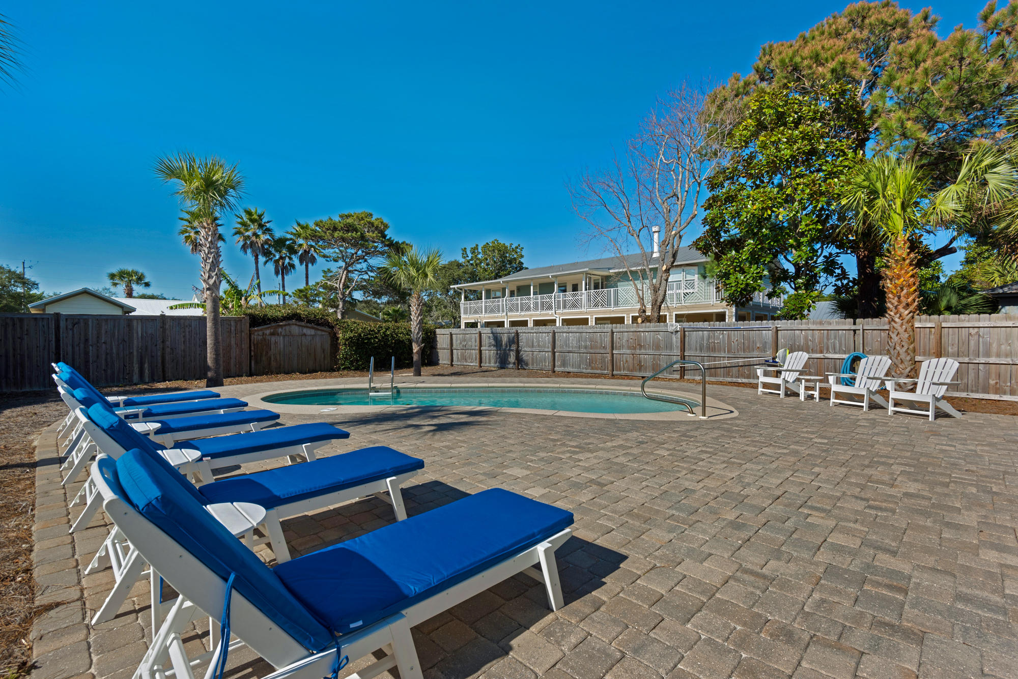 CRYSTAL BEACH - Residential