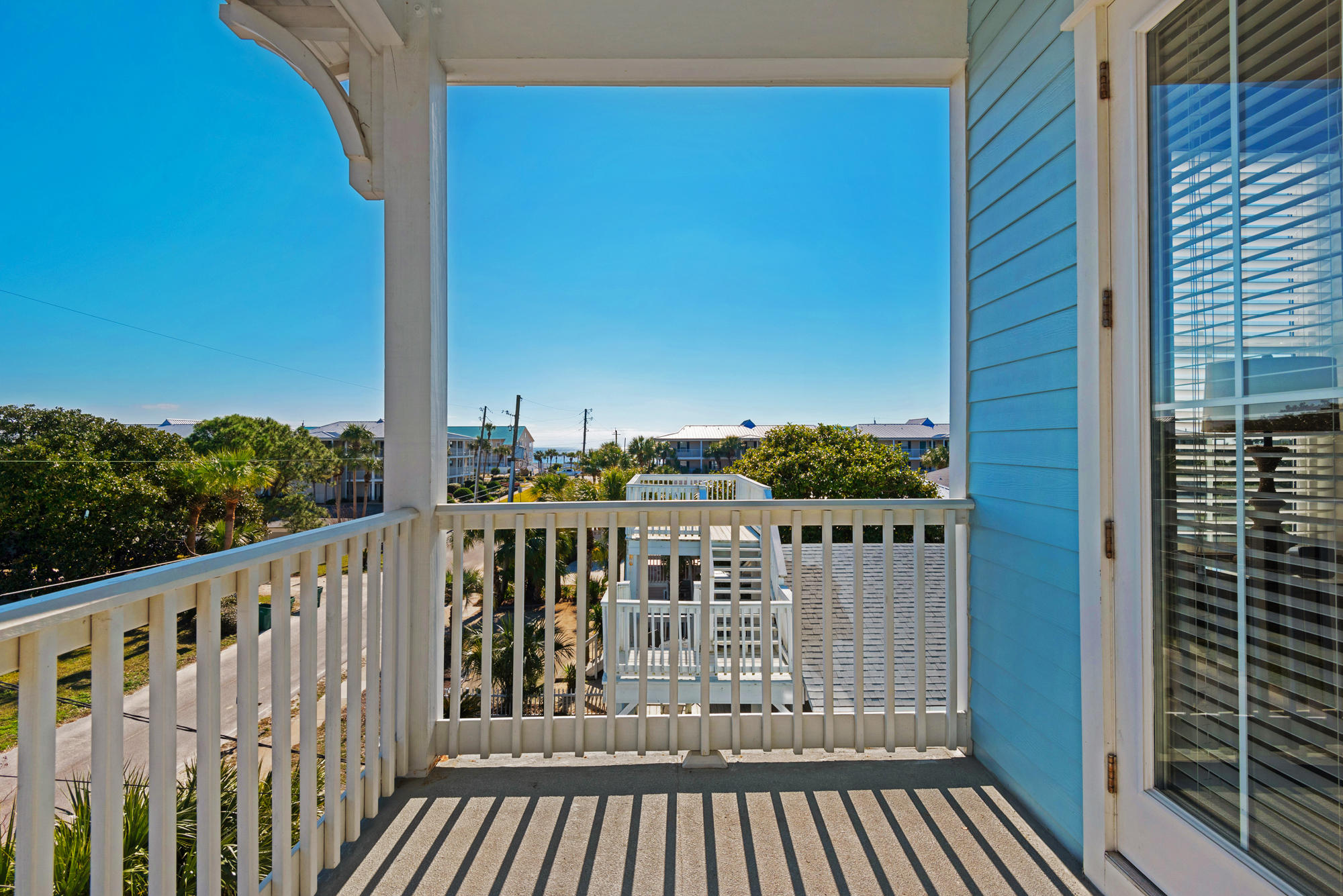 CRYSTAL BEACH - Residential
